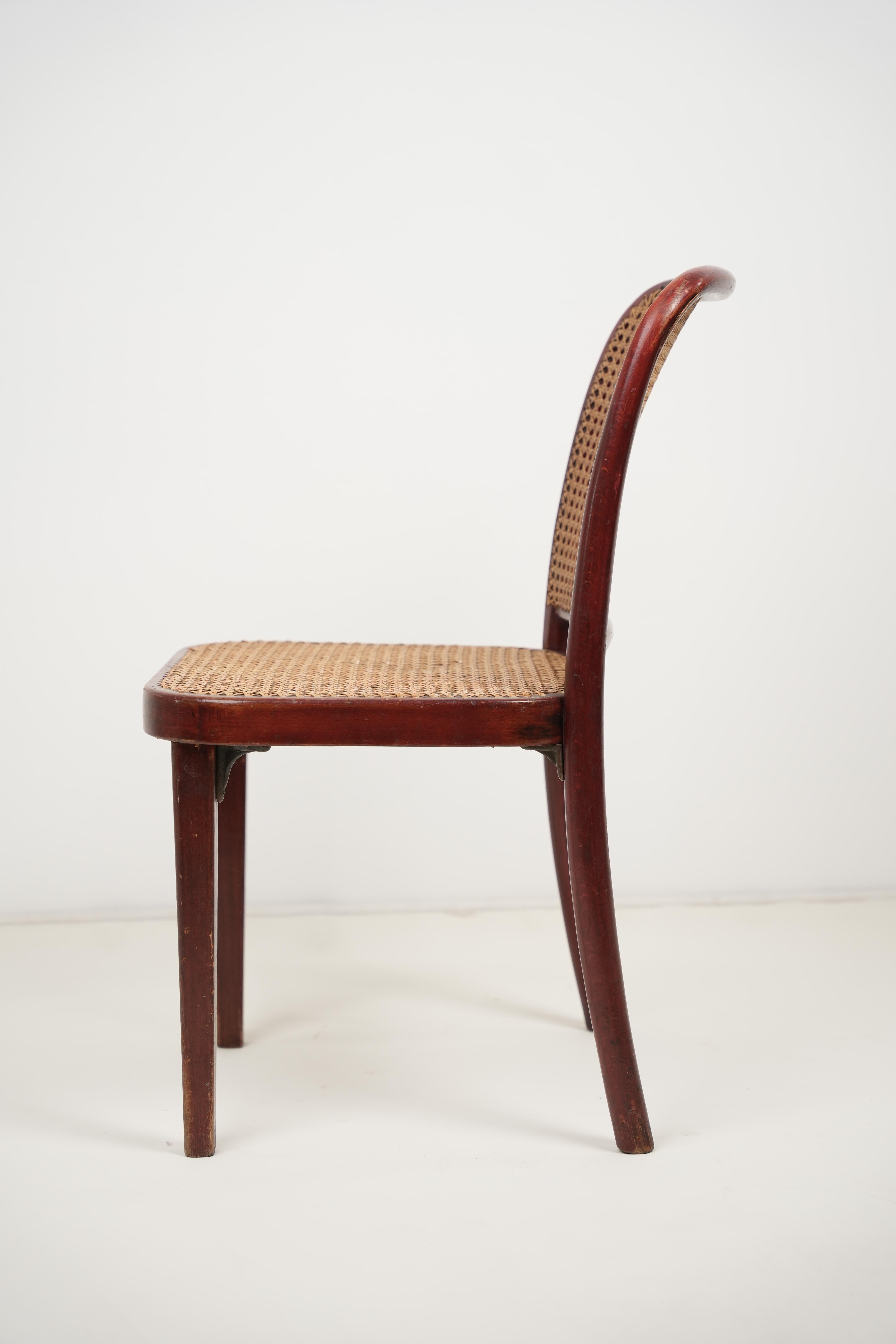 Ein 811-Stuhl von Josef Hoffmann oder Josef Frank für Thonet, 1920er Jahre (Österreichisch) im Angebot