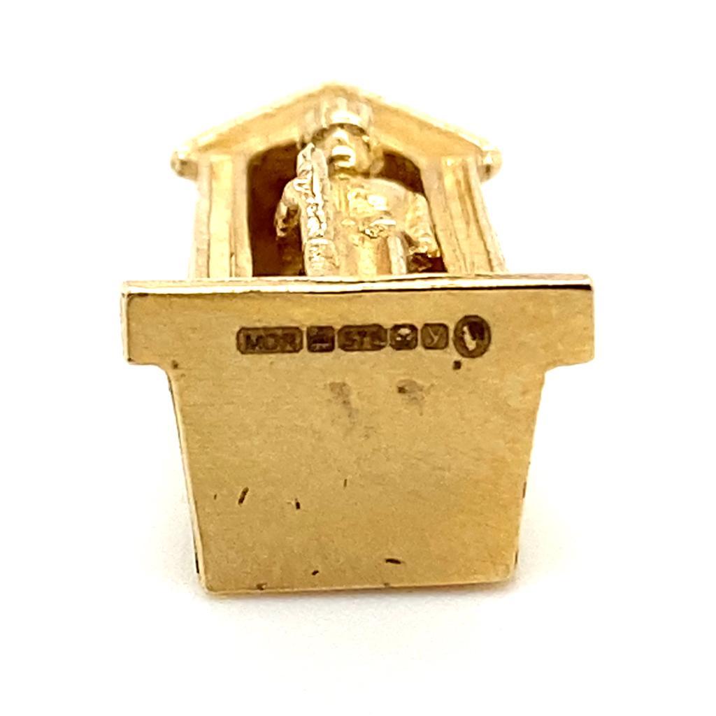 Queen's Guard Charm aus 9 Karat Gelbgold 5