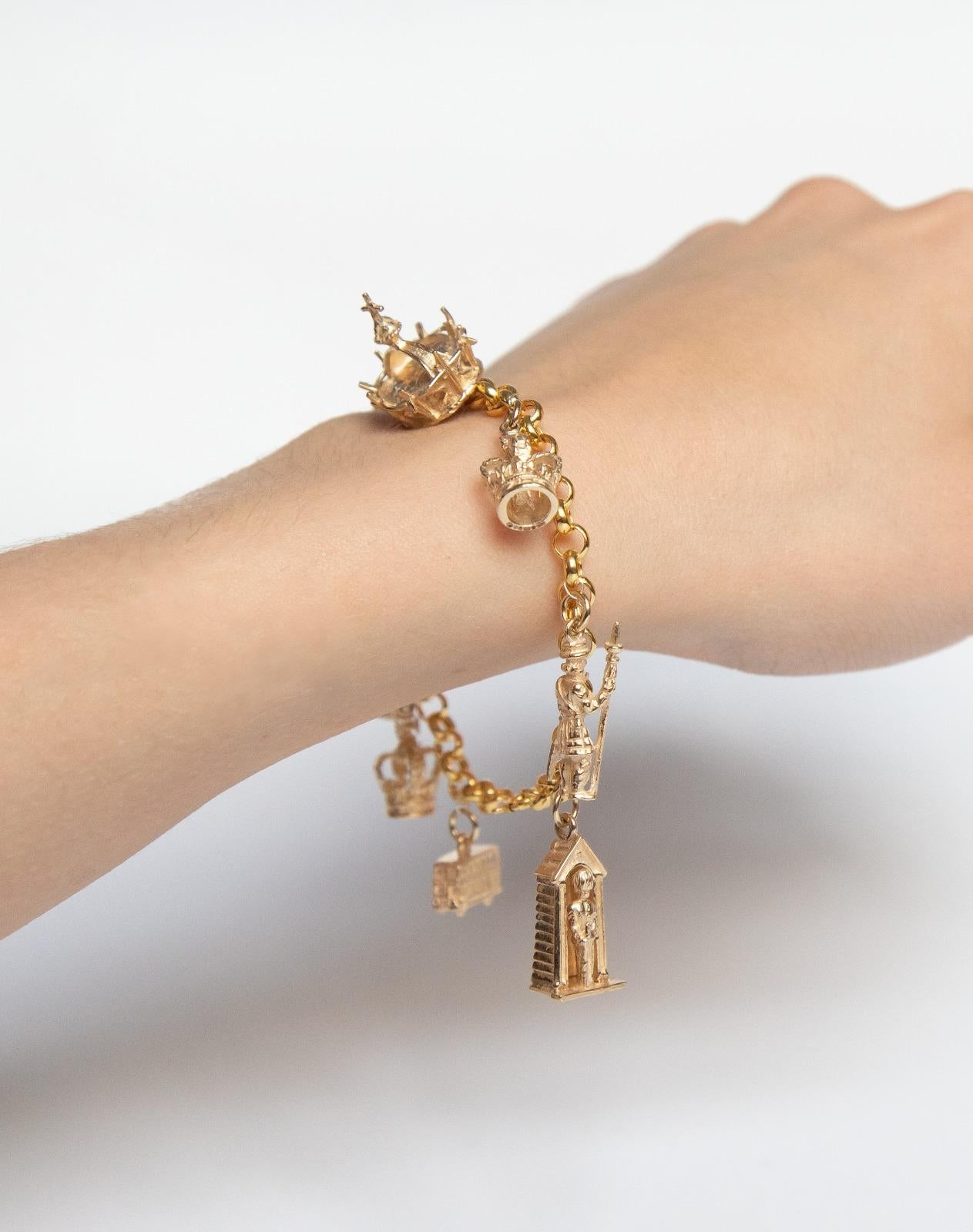 Queen's Guard Charm aus 9 Karat Gelbgold für Damen oder Herren