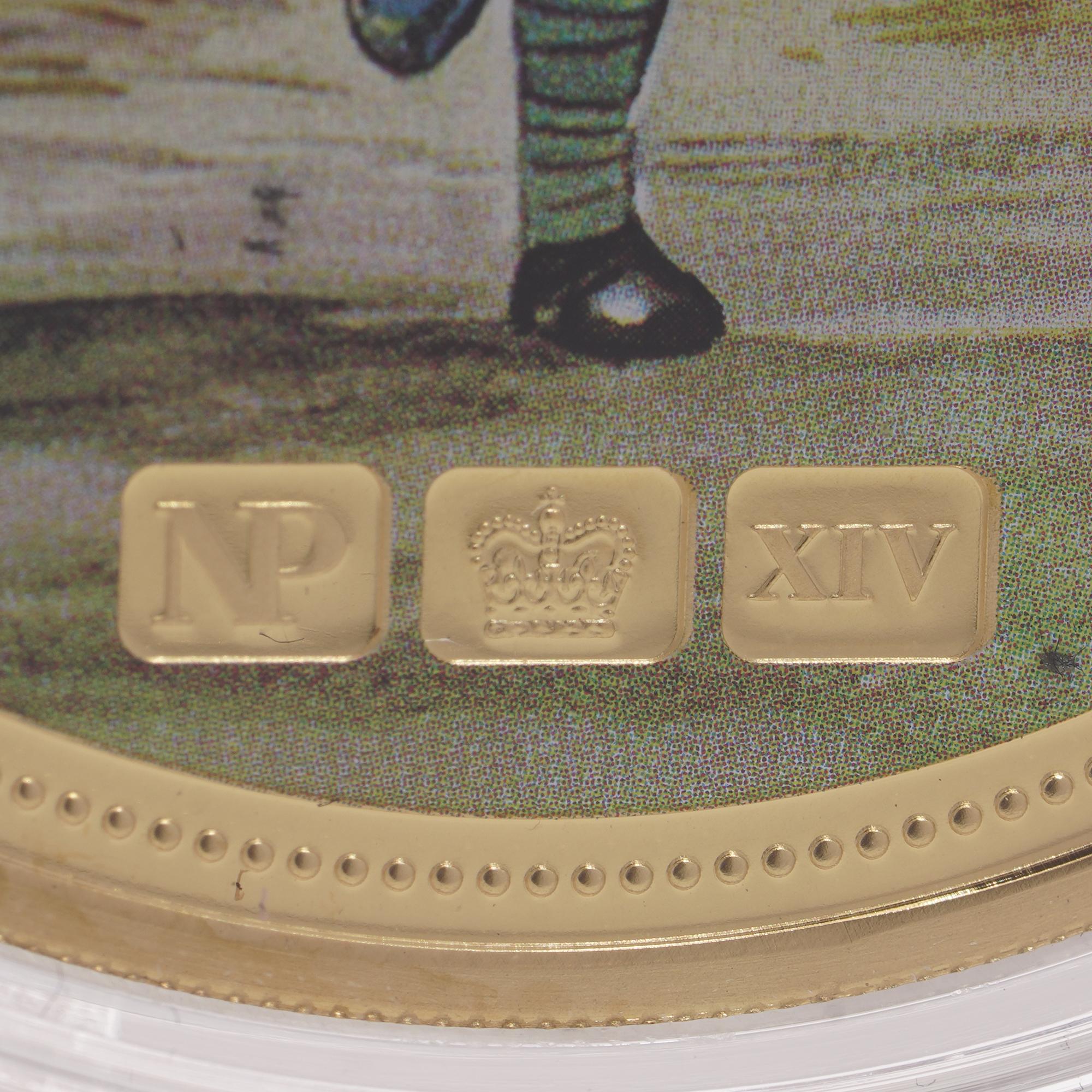 A 9ct gold proof coin, commemorating the First World War centenary For Sale 1