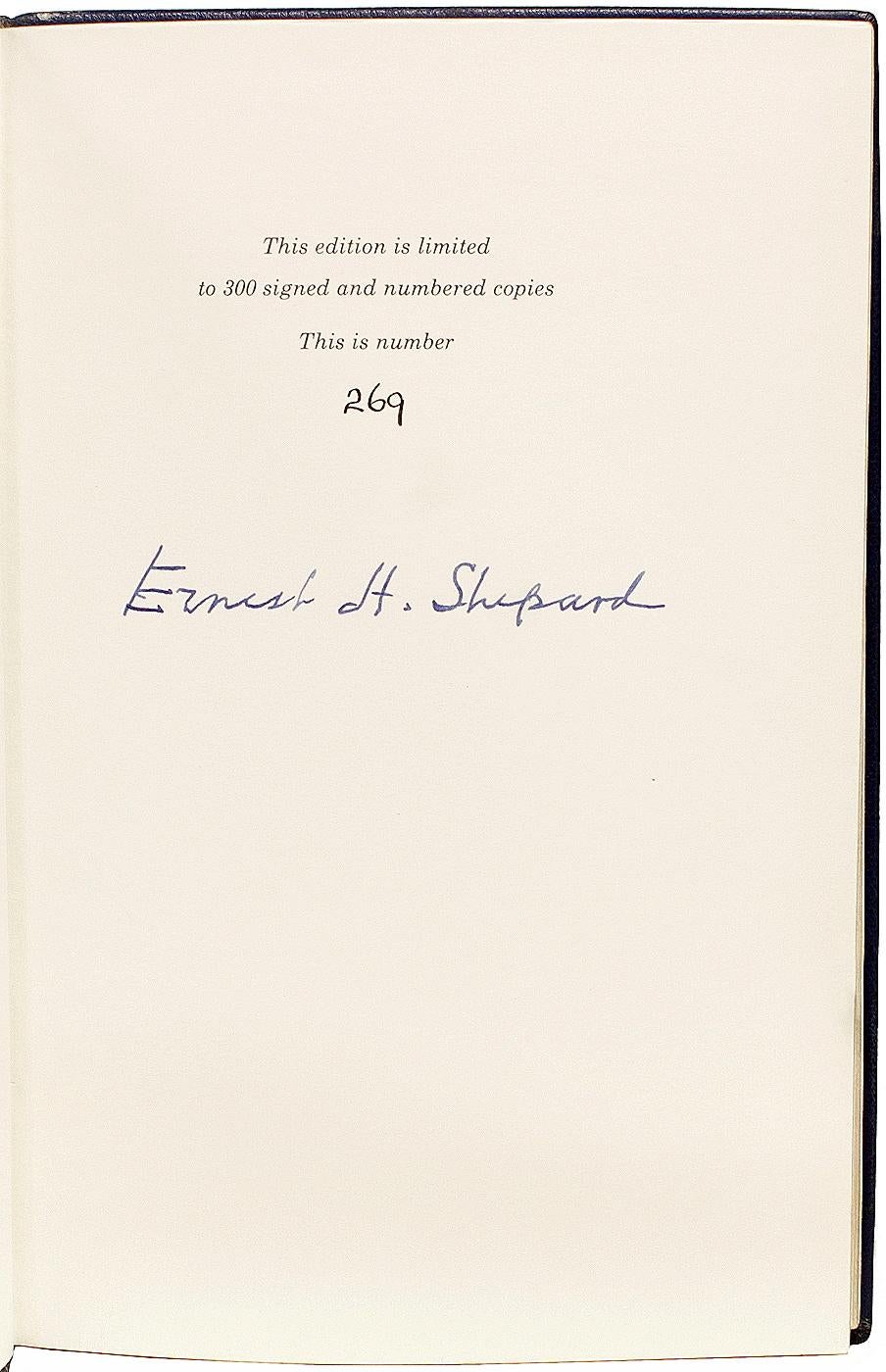 A. A.A. MILNE. Winnie The Pooh. 1973 - PRIMA EDIZIONE LIMITATA - FIRMATA In condizioni buone in vendita a Hillsborough, NJ