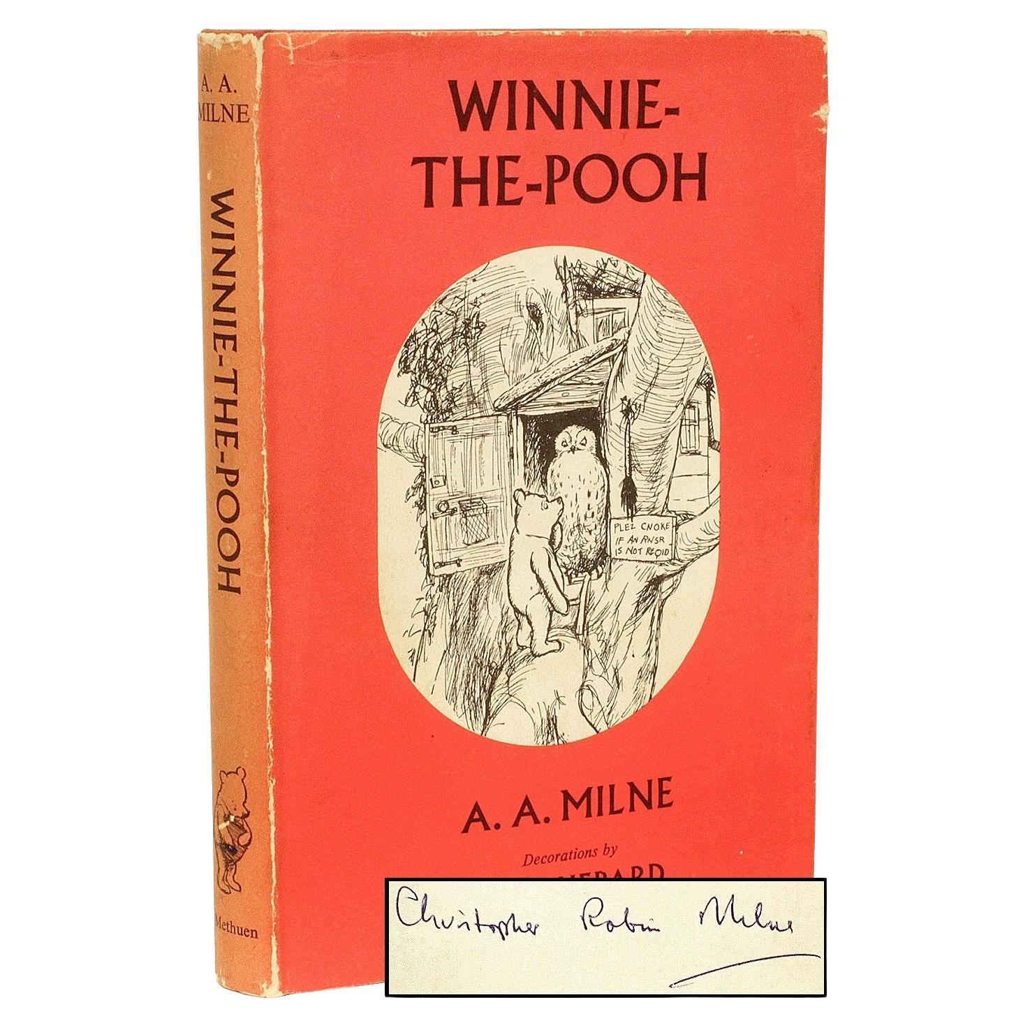 A. MILNE. Winnie Puuh. SIGNED UND DATED BY CHRISTOPHER (ROBIN) MILNE!
