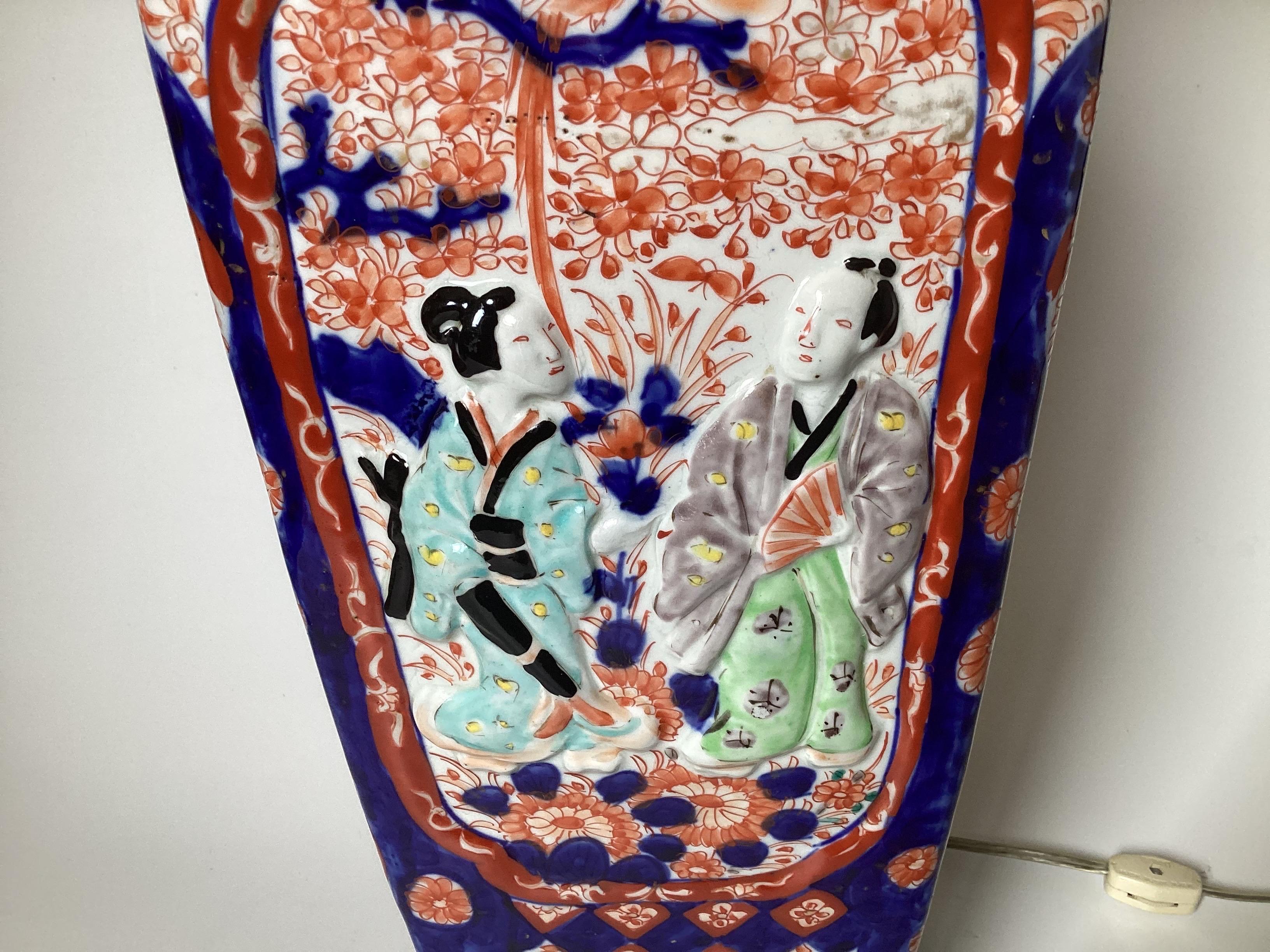 Ancienne lampe japonaise en porcelaine Imari Porcelain en vente 3
