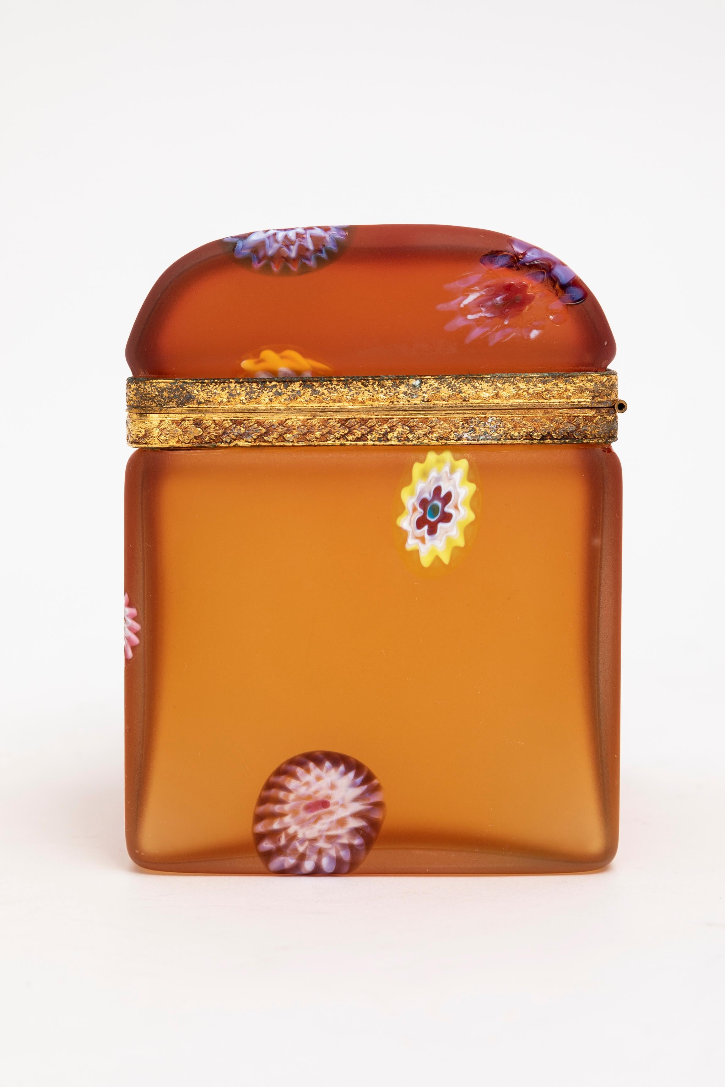 A Baccarat Apricot Crystal Paperweight Box Mounted w/ Ormolu Bezel, Mid 1900's In Good Condition For Sale In New York, NY