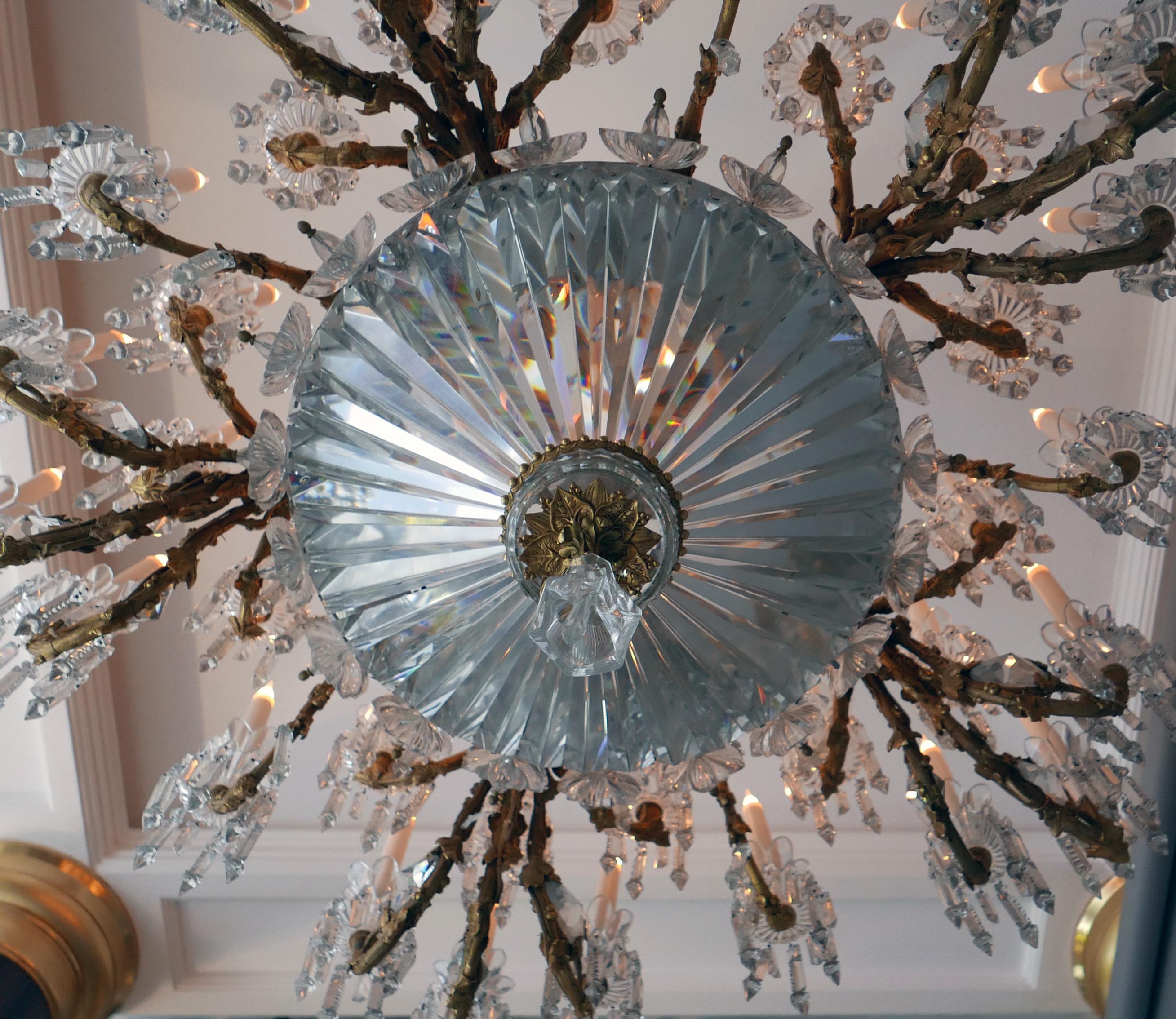 Gilt Baccarat Crystal and Gilded Bronze Chandelier, France, circa 1870 For Sale