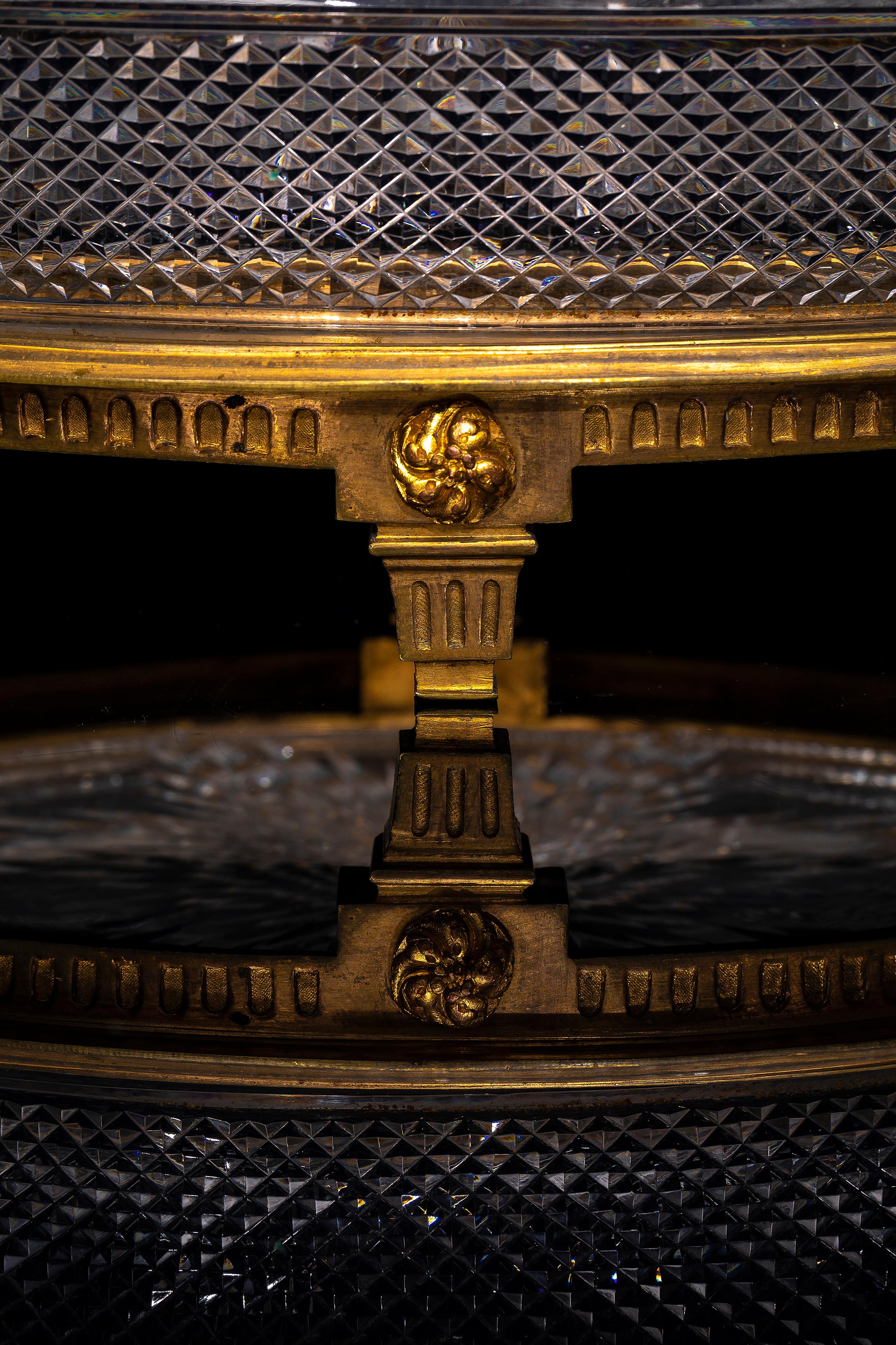 Ein Baccarat signiert Antique French Ormolu montiert geschliffenen Kristall Centerpiece, 19. im Angebot 11