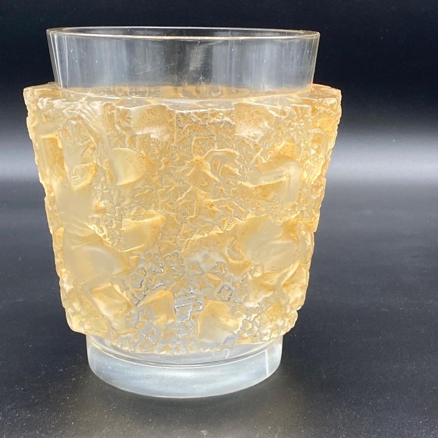 Francese Vaso di vetro Bacchus di R.Lalique in vendita