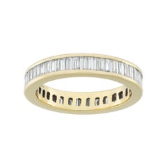 Ewigkeitsring mit Diamant im Baguetteschliff