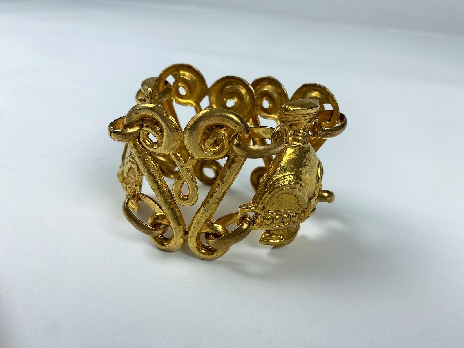 A Baroque bracelet by Marcel Rochas - France Circa 1940-1950 For Sale 8