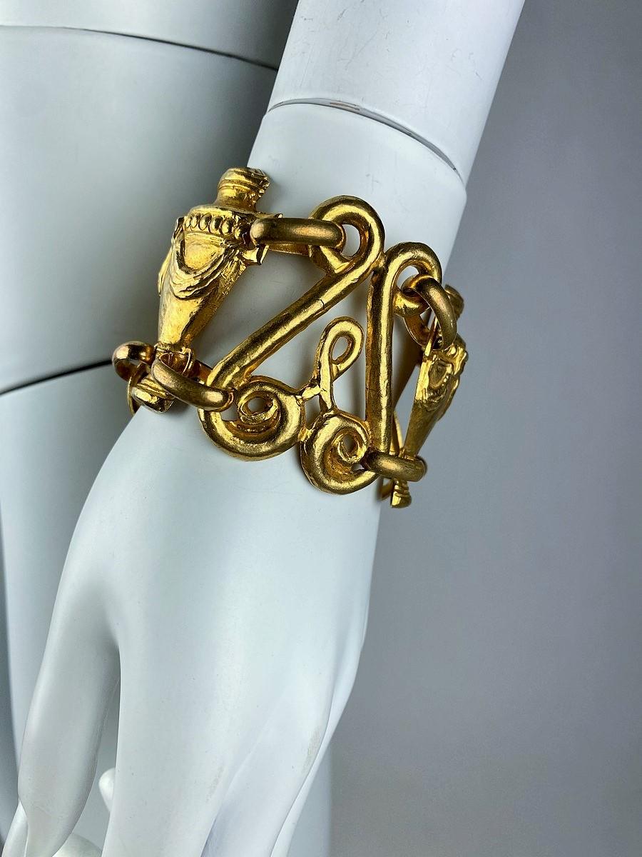 Women's A Baroque bracelet by Marcel Rochas - France Circa 1940-1950 For Sale