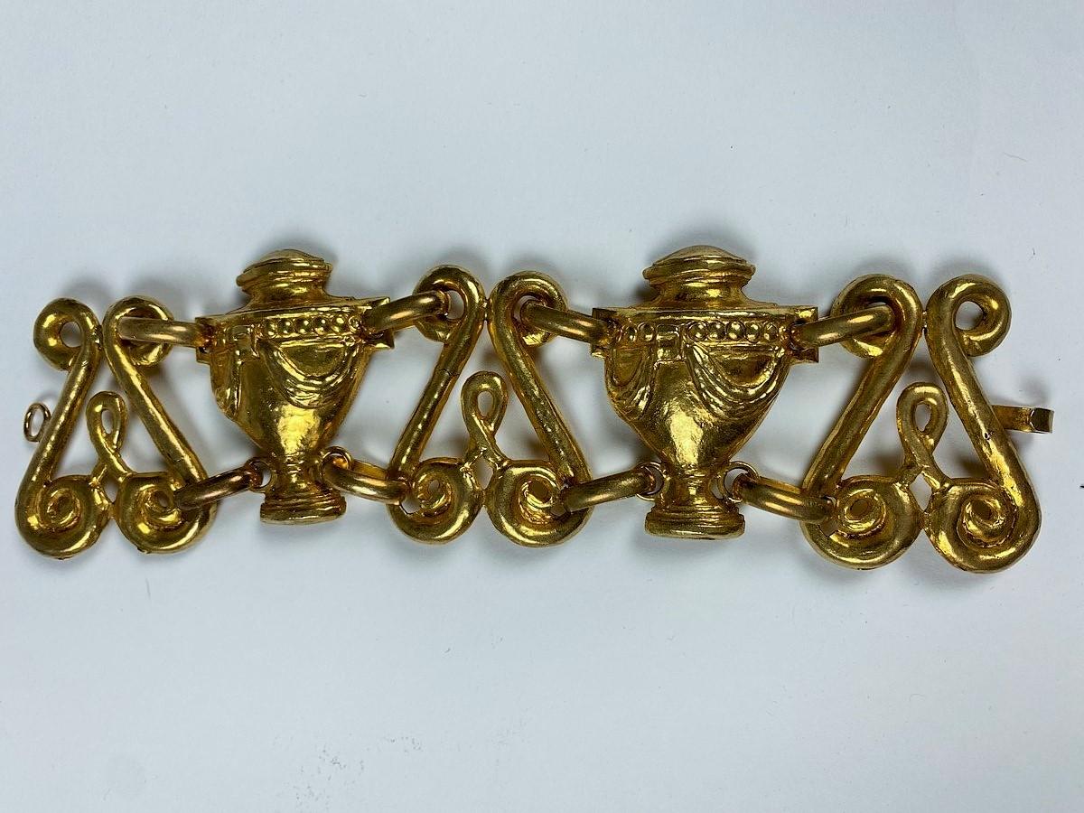 A Baroque bracelet by Marcel Rochas - France Circa 1940-1950 For Sale 4