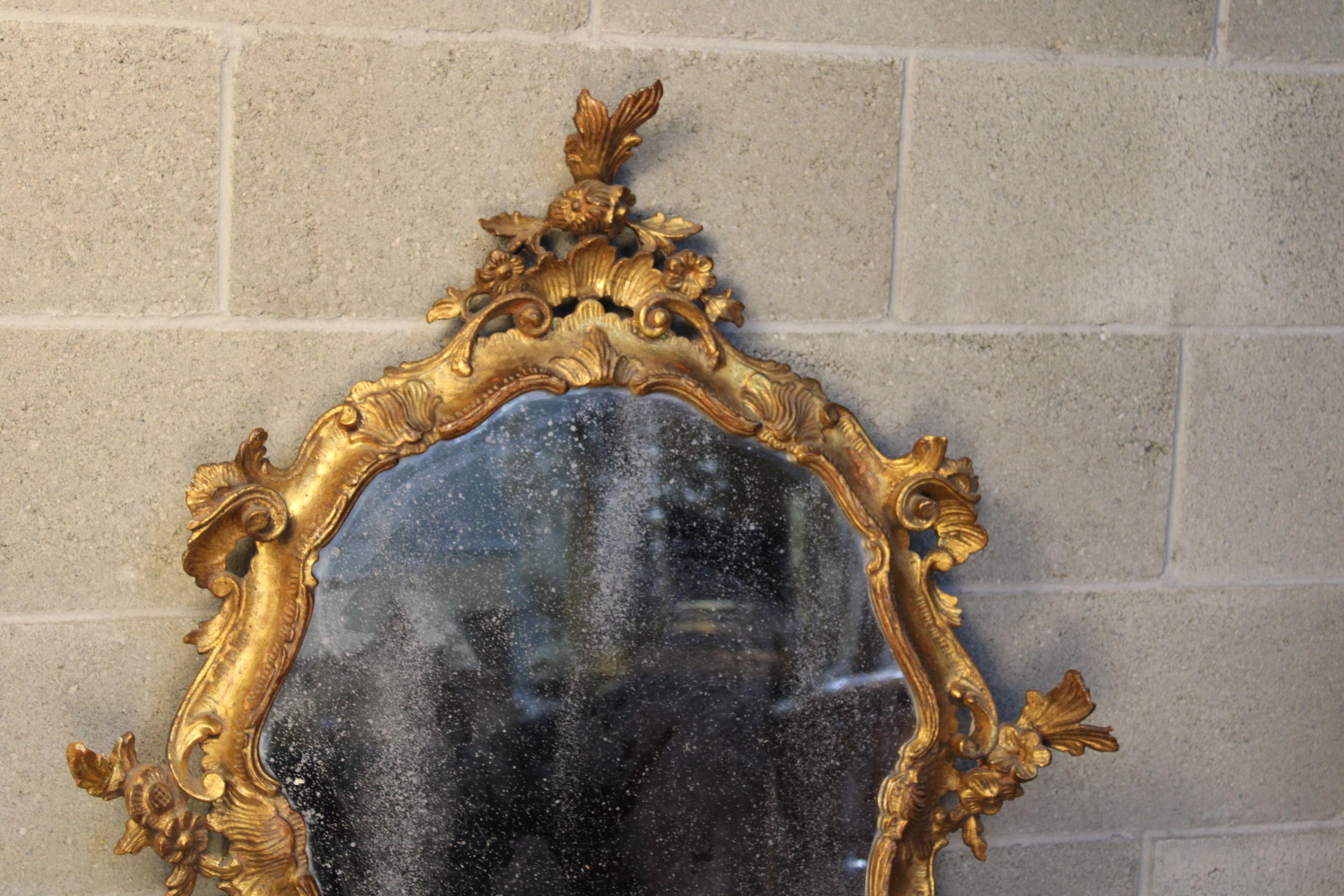 18th Century Magnificant Venetian Gilded crafted Wall Mirror  1