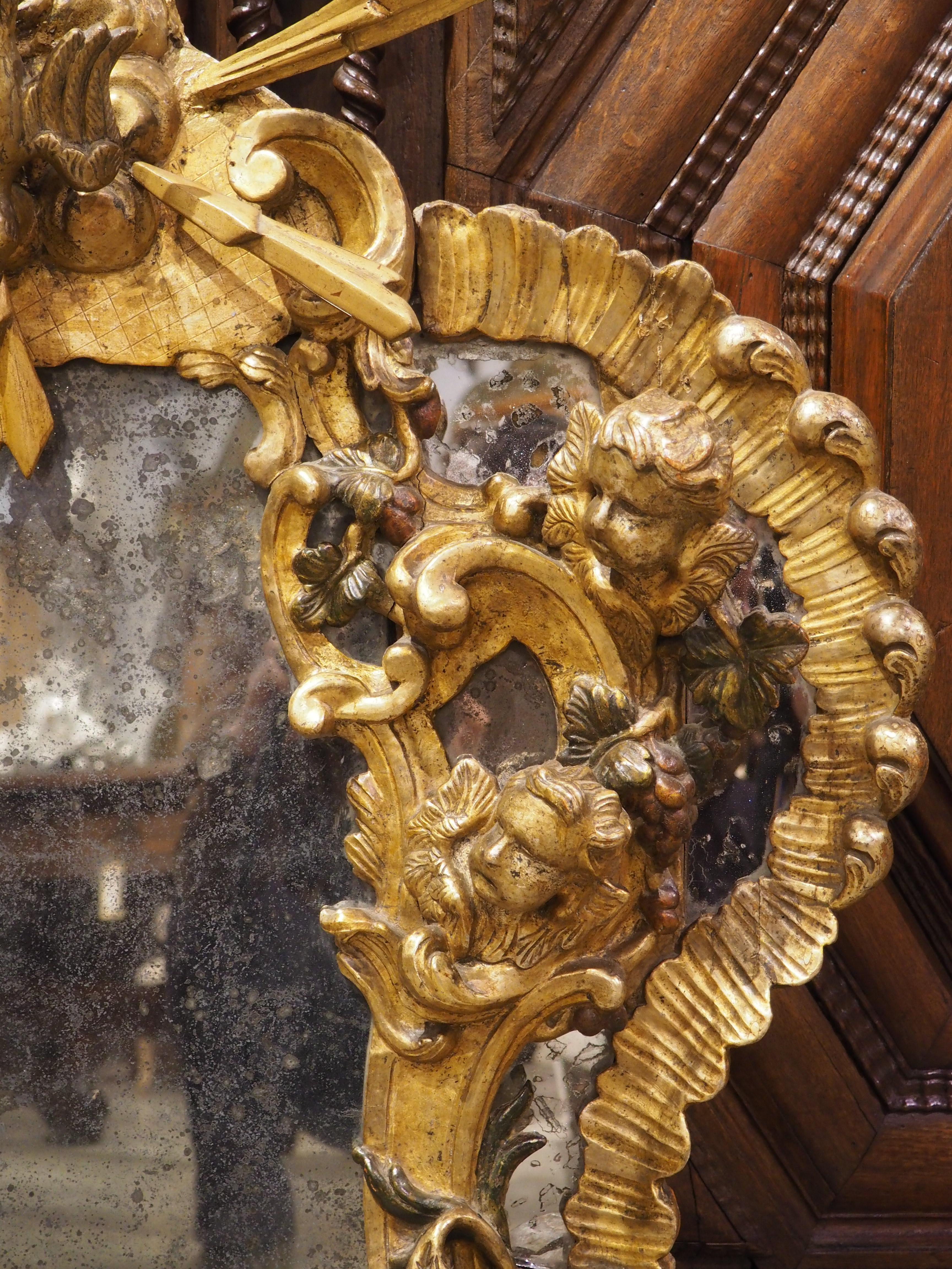 A Baroque Period Giltwood Altar Mirror from Dijon, France, Late 17th Century In Good Condition In Dallas, TX