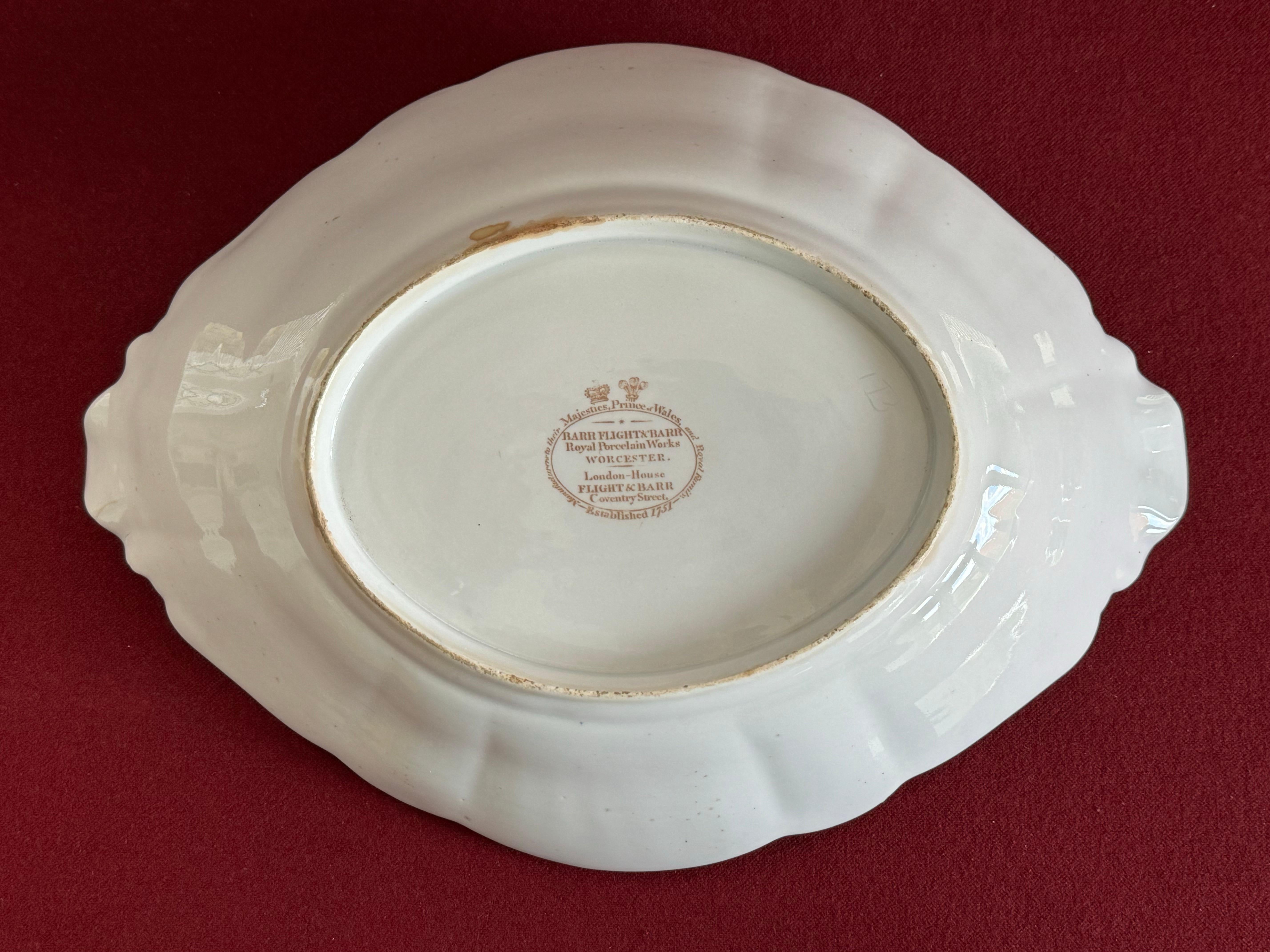 Hand-Painted A Barr, Flight & Barr Worcester Porcelain Carruthers Service Centrepiece c.1804