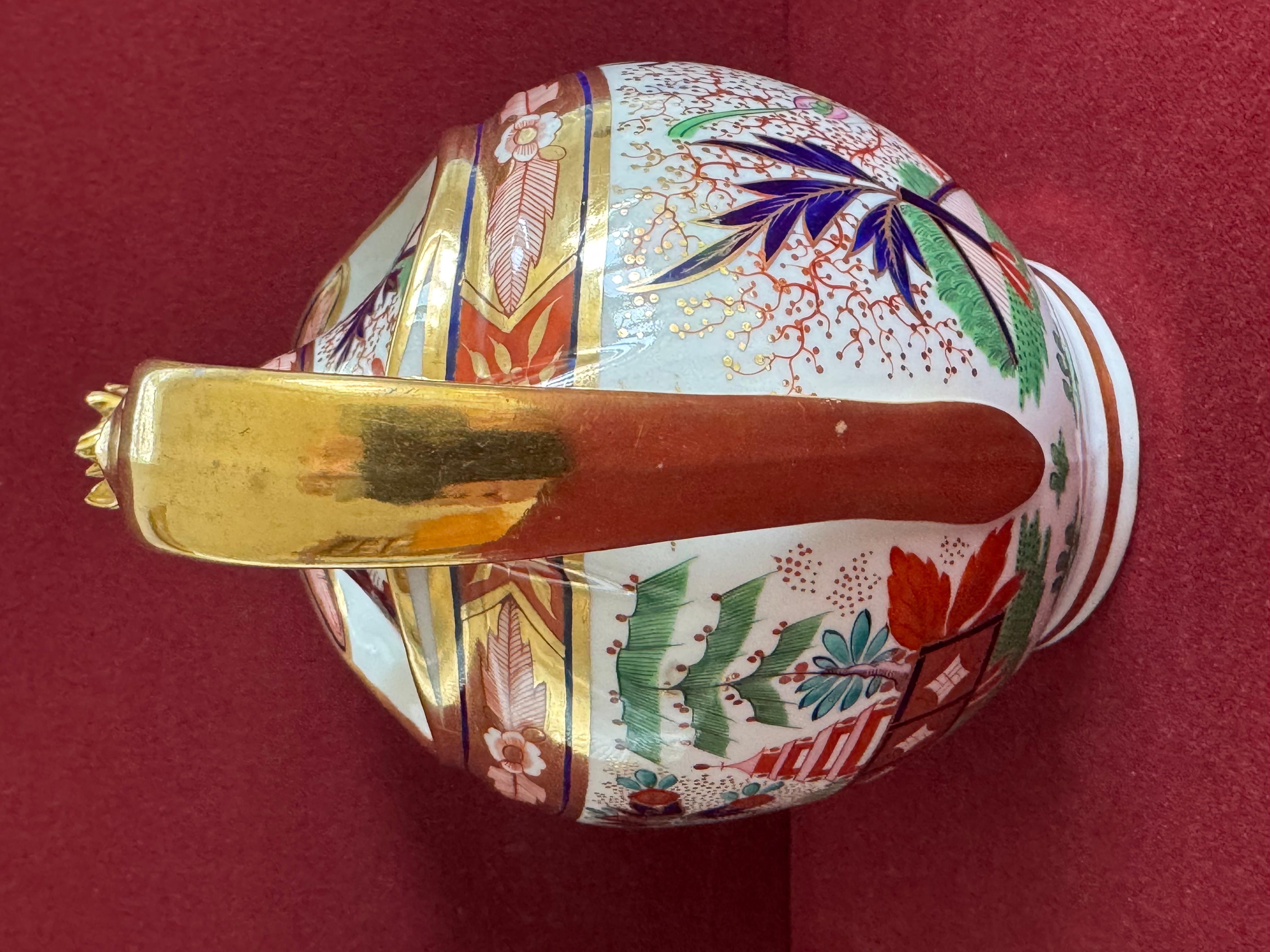 Tetera de porcelana con motivo japonés de Barr, Flight & Barr Worcester c.1810 en venta 2