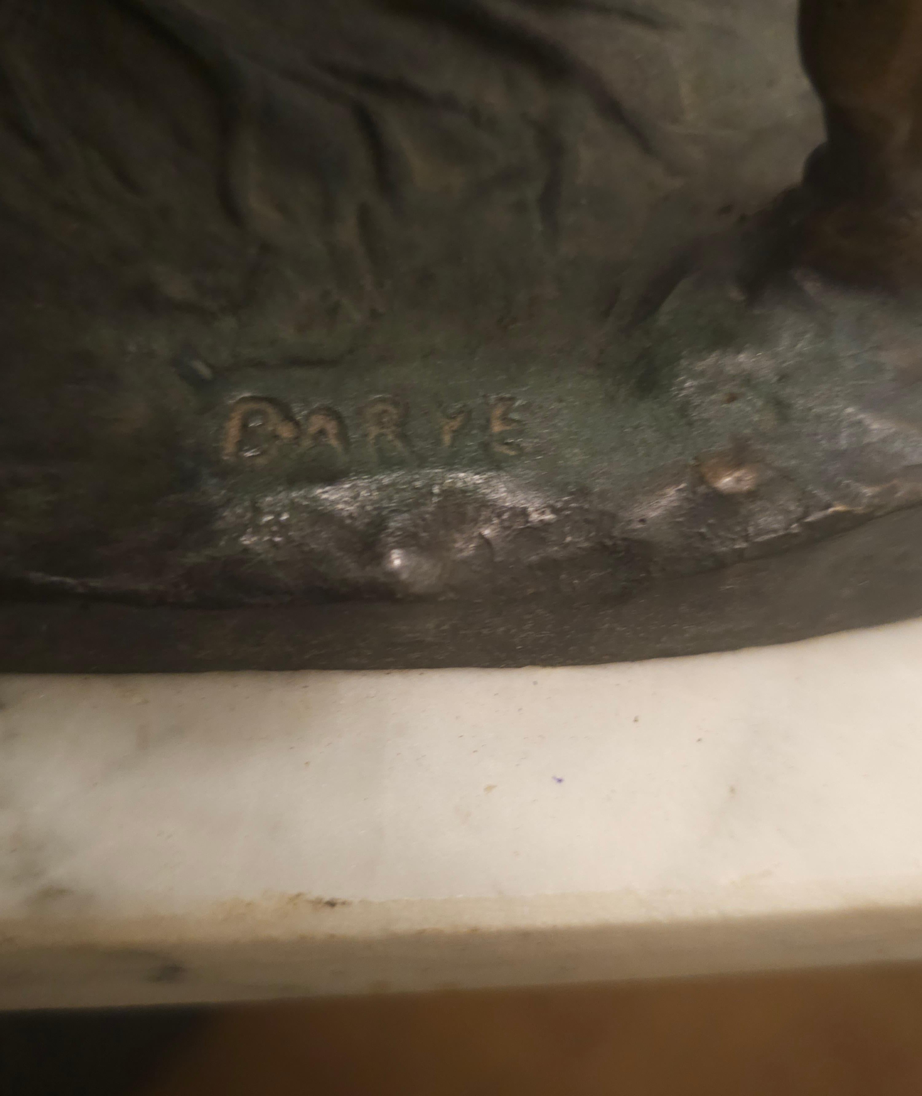 A Barye & Emile Guilemin, chasseur arabe à cheval en bronze patiné vert-gris  en vente 3