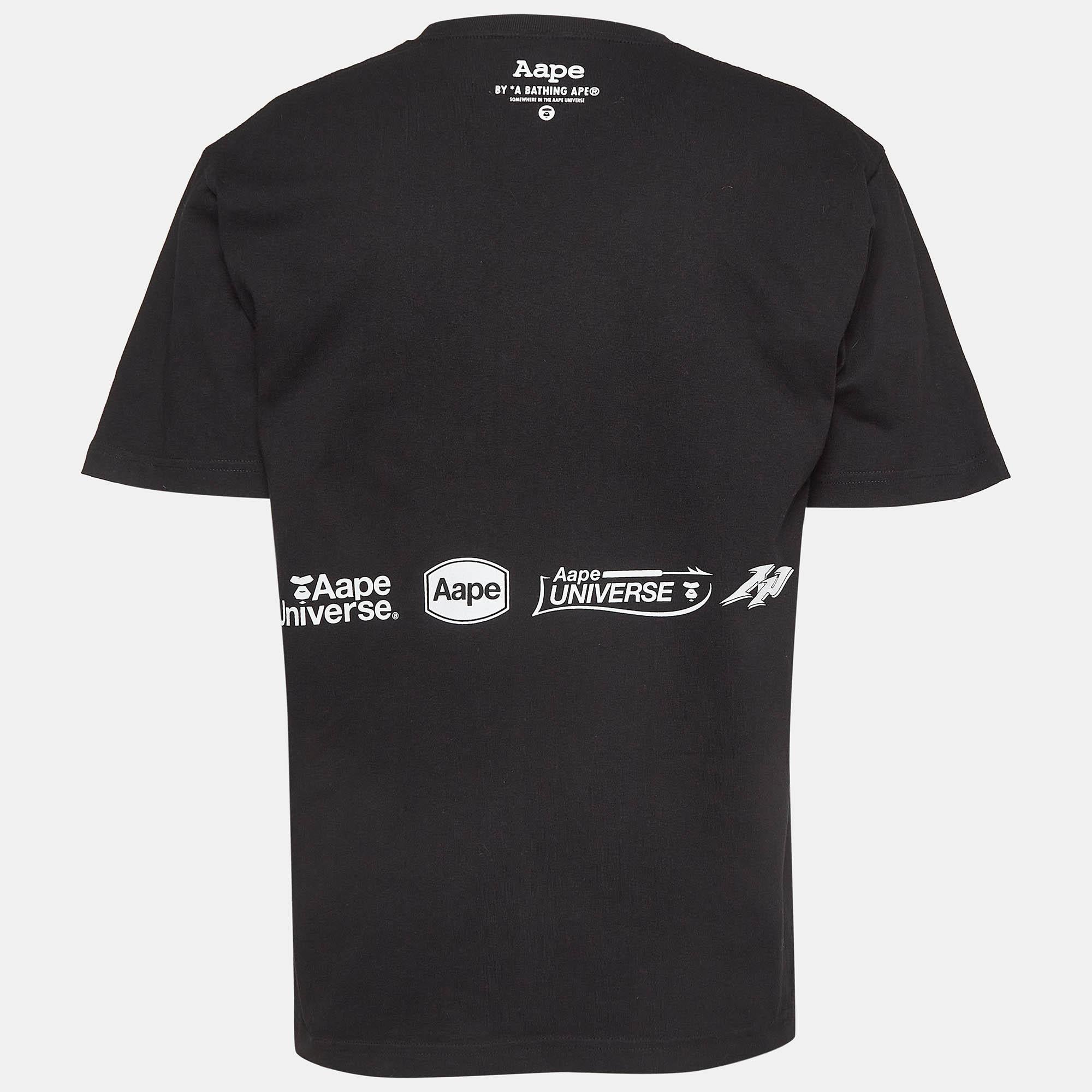 A perfect combination of comfort luxury and style this designer t shirt is a must have piece Made from quality materials the creation can be styled with denim pants and sneakers for a cool look.