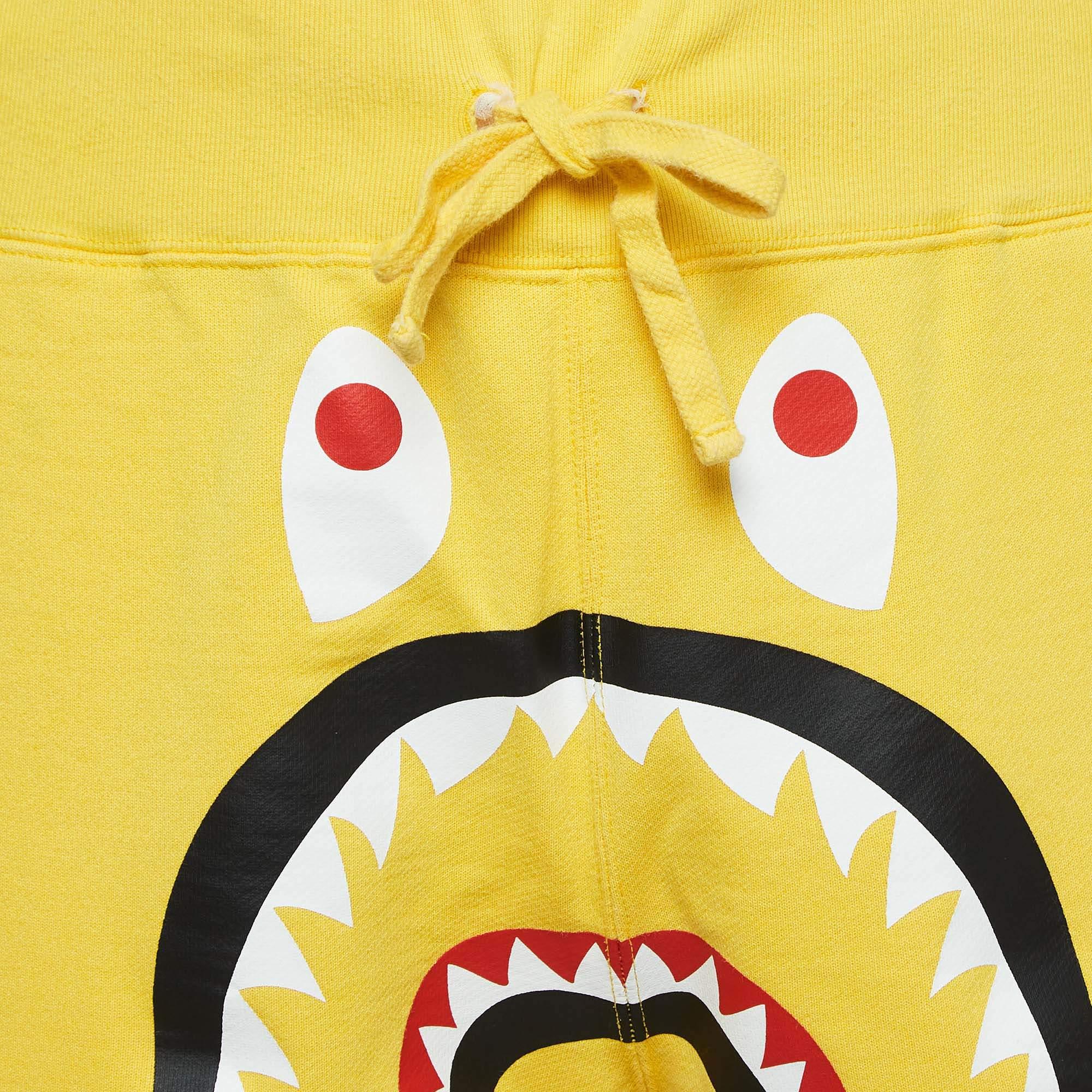 A Bathing Ape Yellow Printed Cotton BAPE Shorts L In Good Condition In Dubai, Al Qouz 2