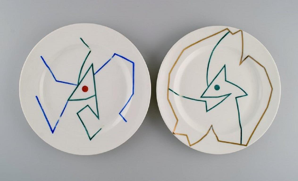 A. Beaudin for Christofle. Four dinner plates in hand-painted porcelain. Cubist style. France. Dated 1950.
Diameter: 24.5 cm.
In excellent condition.
Signed and dated.