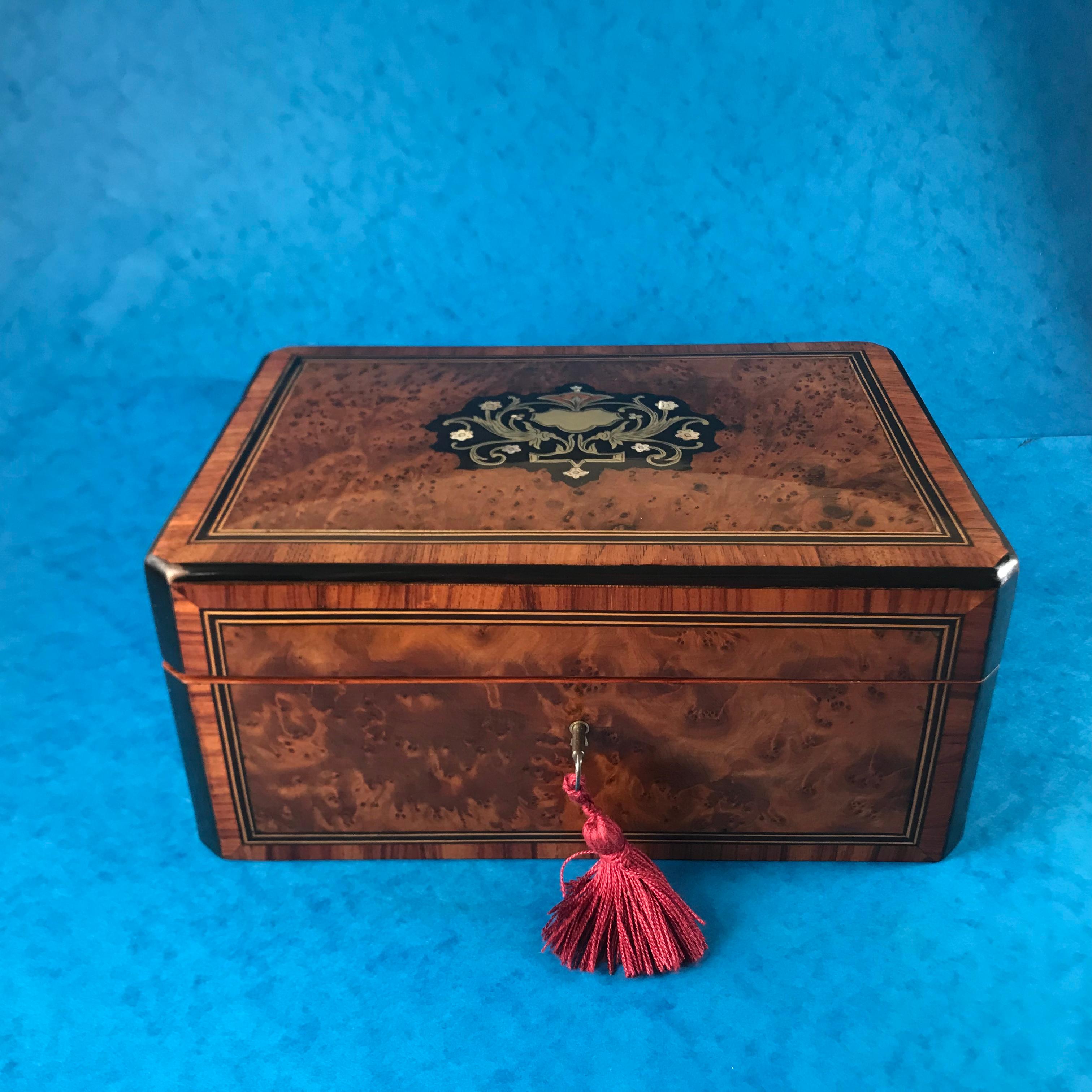 Beautiful 19th Century 1870 French Burr Cedar Box 5