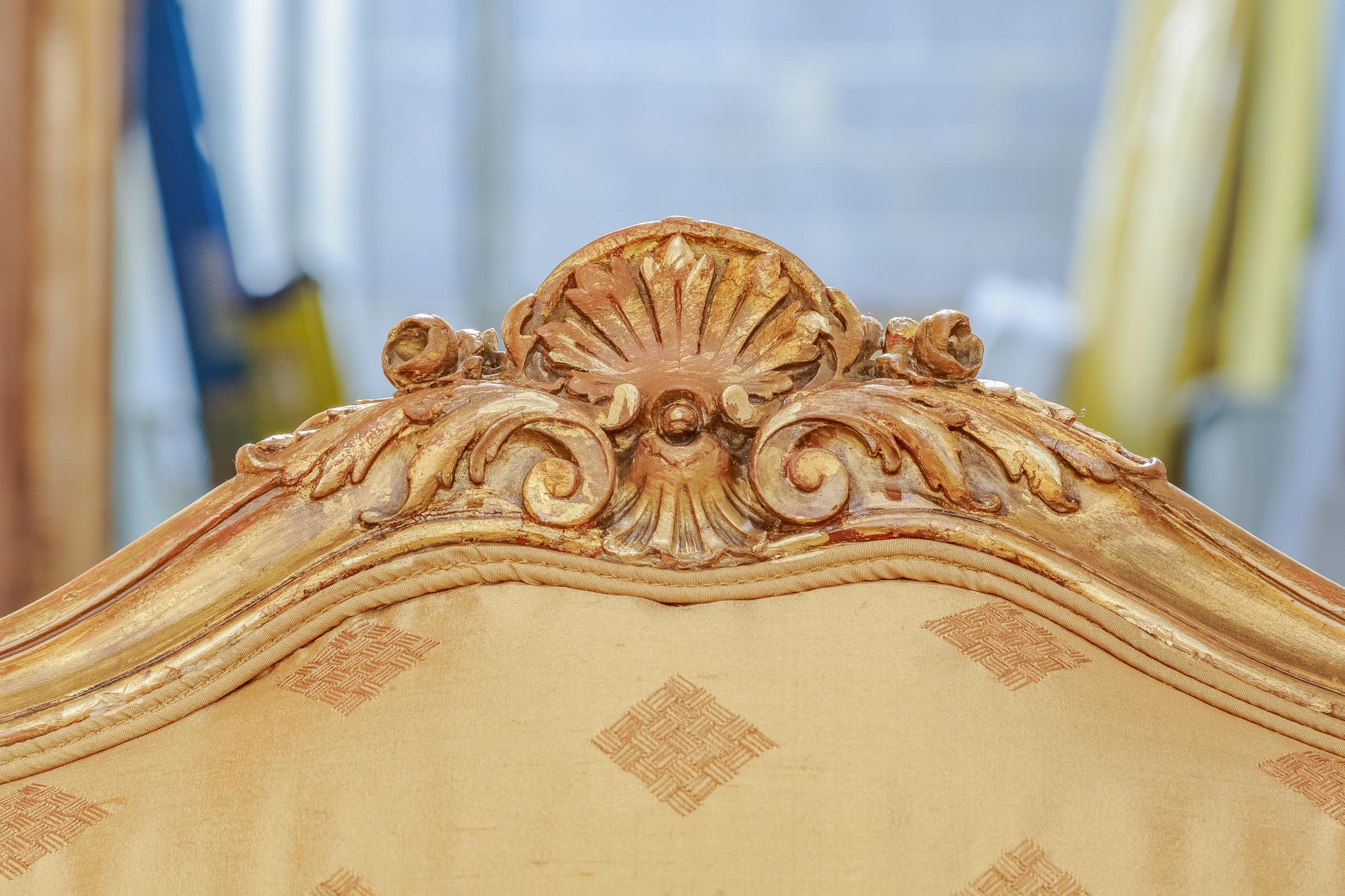 Hand-Carved Beautiful 19th Century French Louis XV Gilt Carved Bergère For Sale
