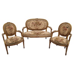 Antique Beautiful 19th Century Giltwood Suite