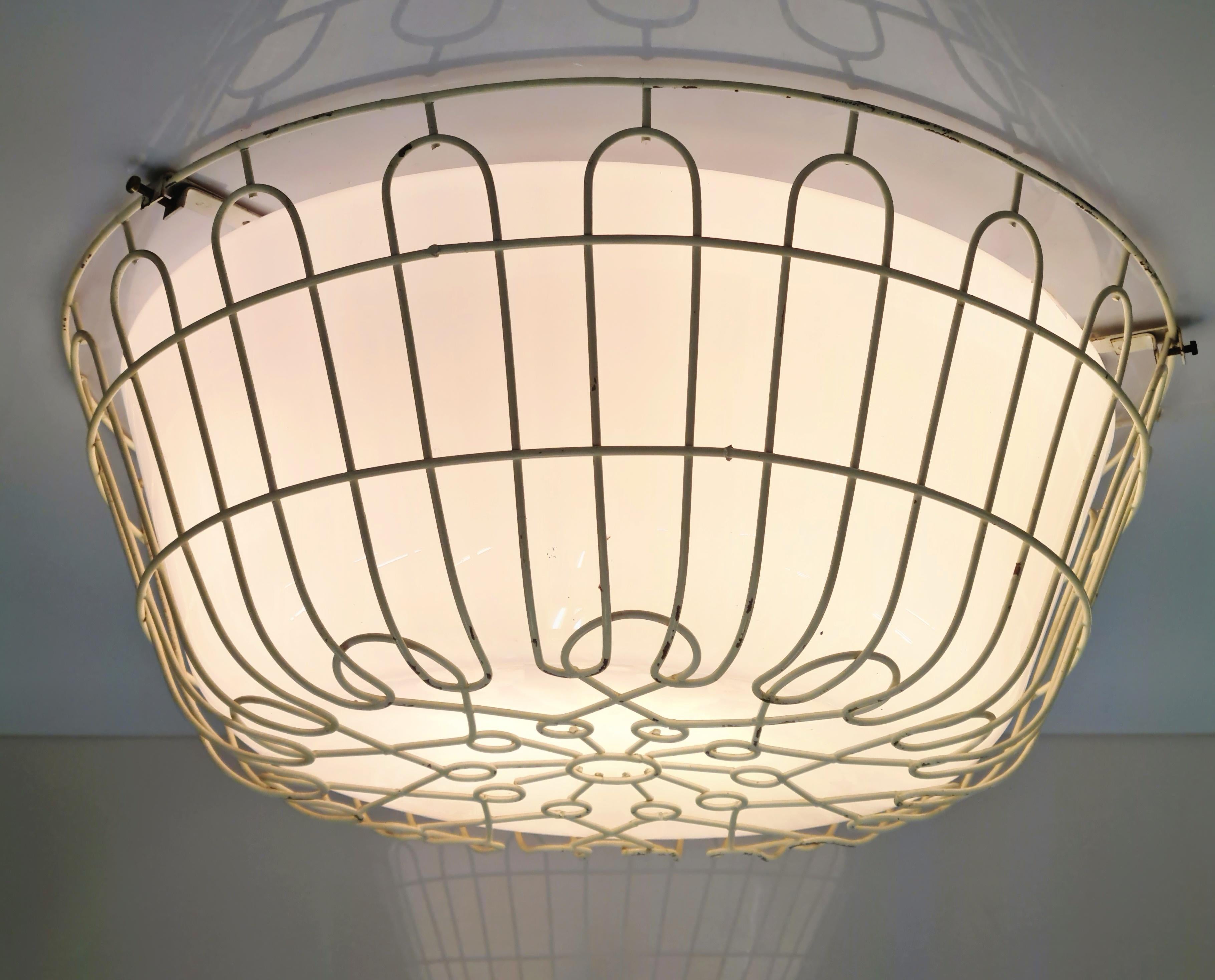 Magnifique et vivante lampe de plafond Lisa Johansson-Papé, modèle 71-115, Orno, années 1950 en vente 4