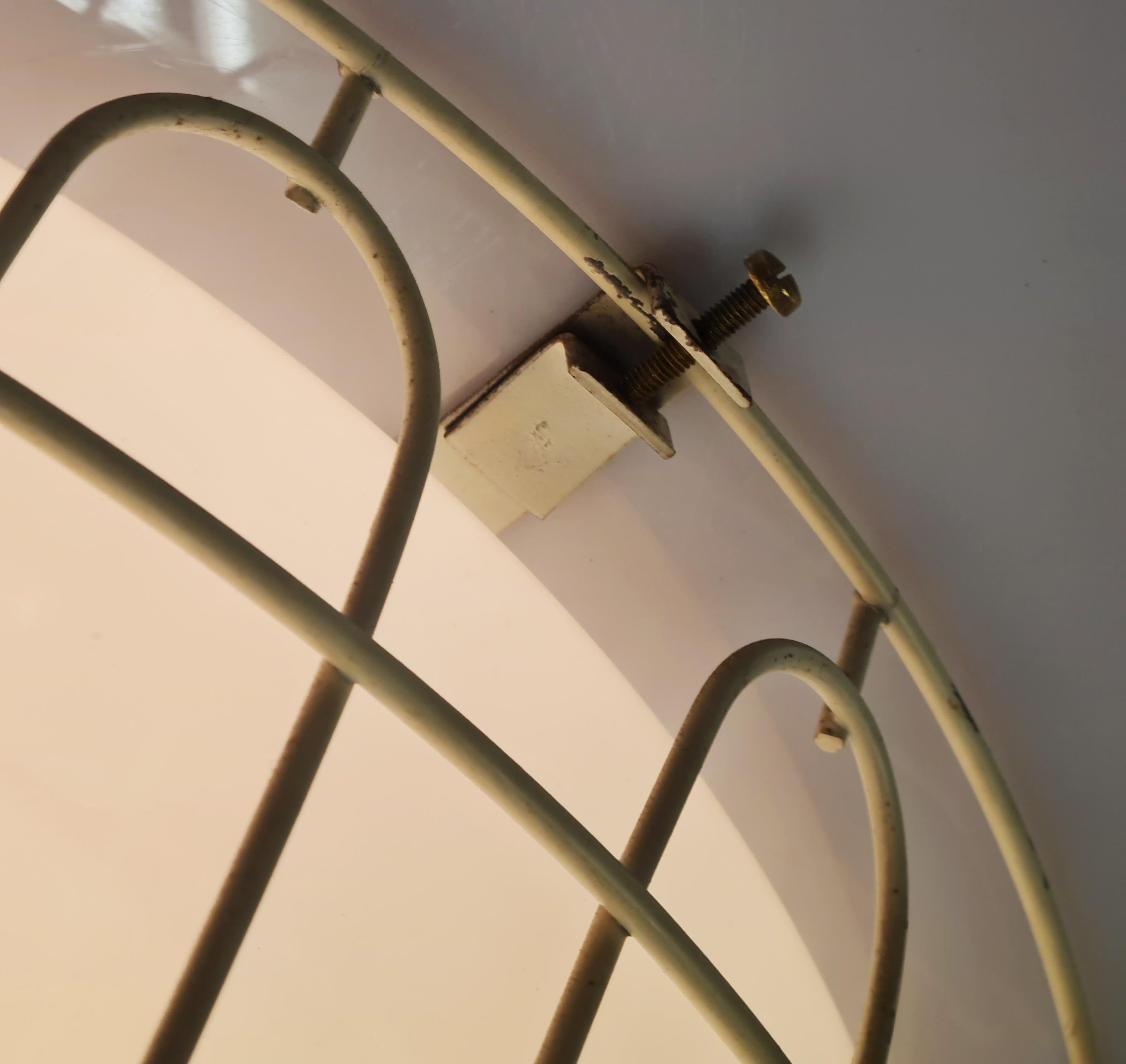 A Beautiful and Lively Lisa Johansson-Papé Ceiling Lamp Model 71-115, Orno 1950s In Good Condition For Sale In Helsinki, FI