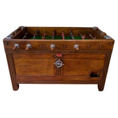 Un bellissimo e raro tavolo da calcio da bar francese, biliardino, calcio balilla