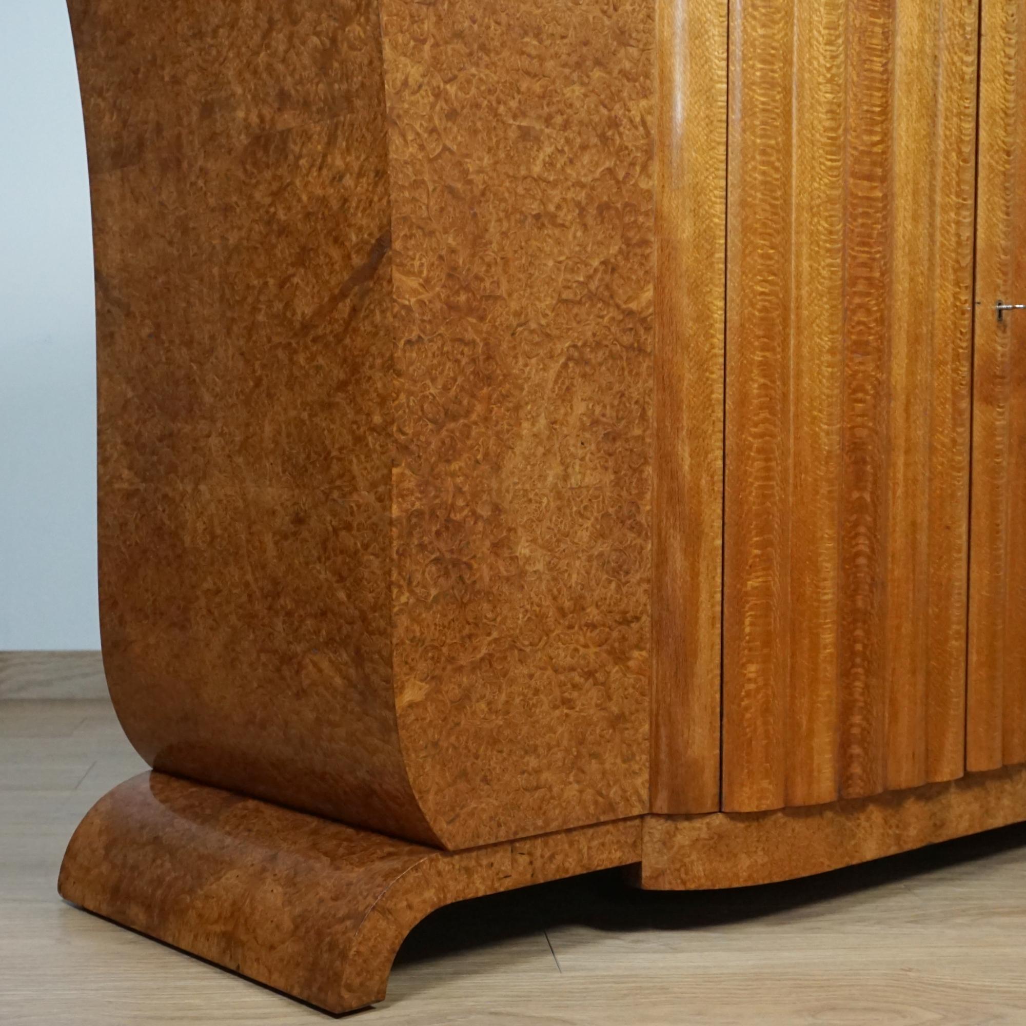 Una bellissima credenza Art Deco di Waring & Gillow in vendita 2