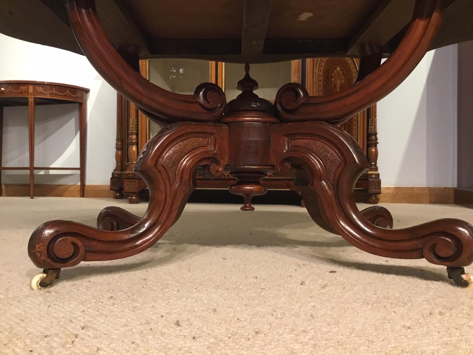 A beautiful burr walnut Victorian shaped coffee table For Sale 2