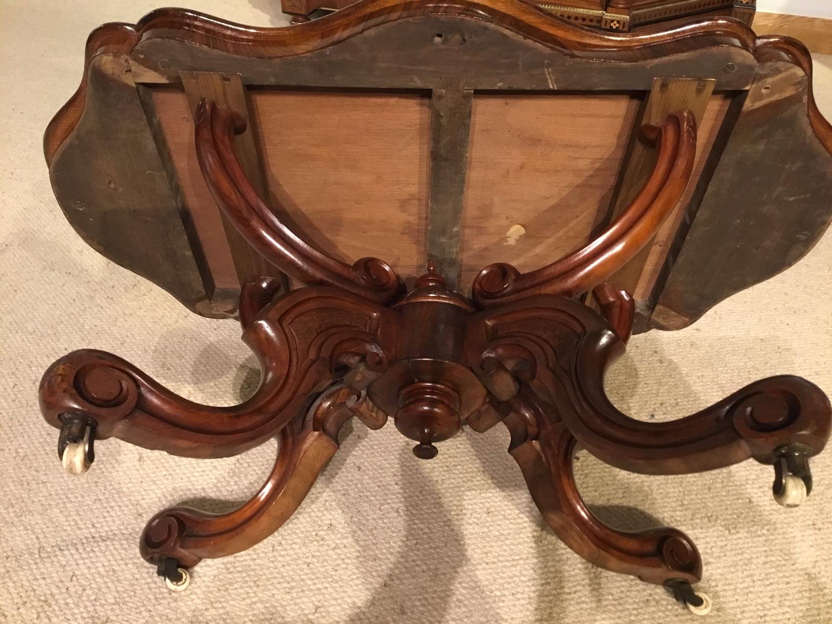 A beautiful burr walnut Victorian shaped coffee table For Sale 4