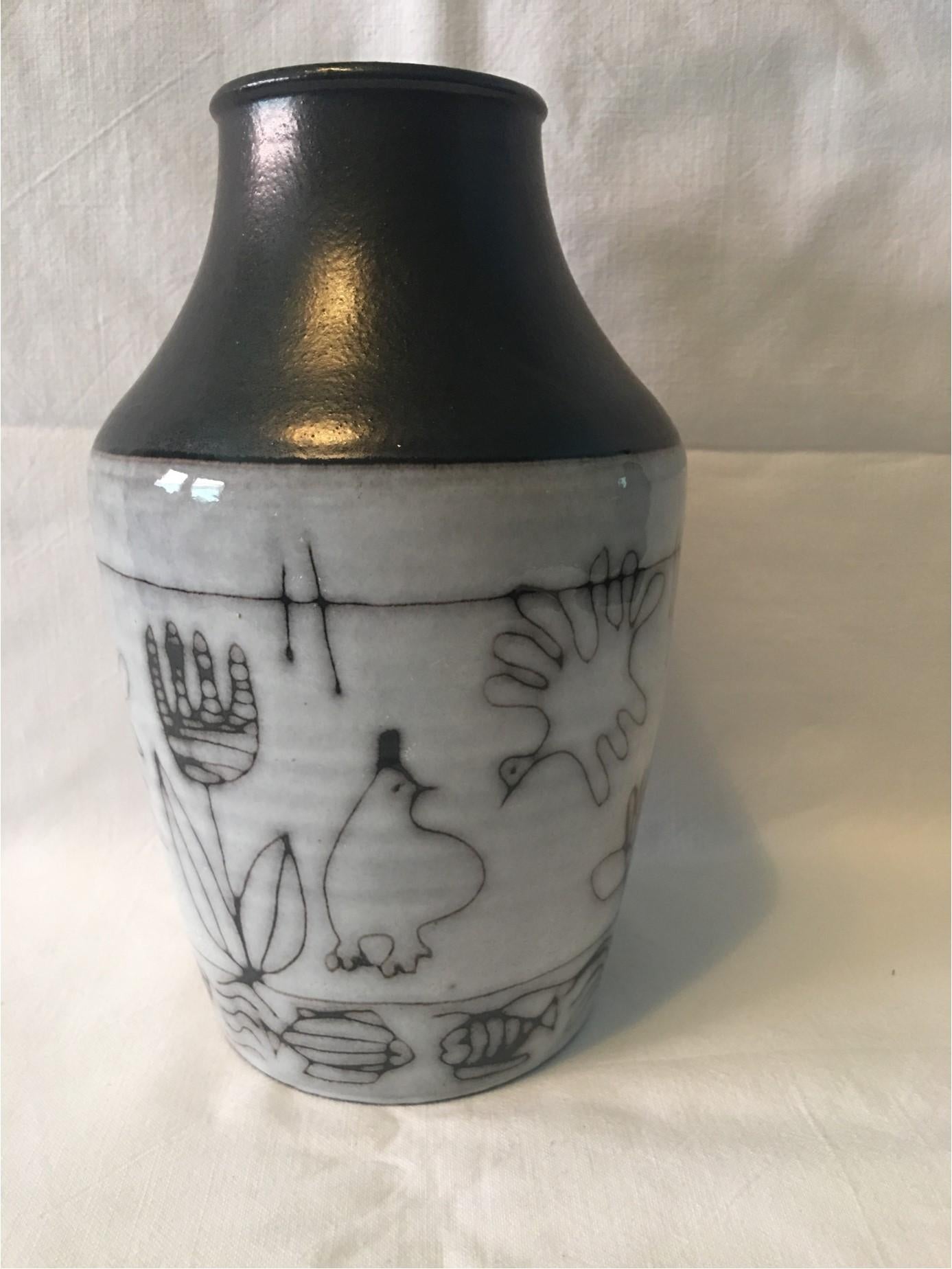 German A beautiful Ceramic vase by Wilhelm and Elly Kuch For Sale