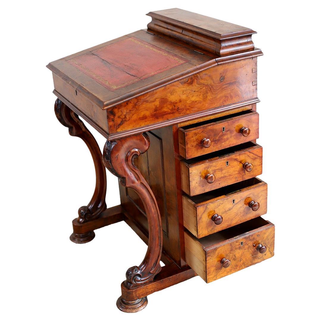 Beautiful Early-Victorian Walnut Davenport For Sale