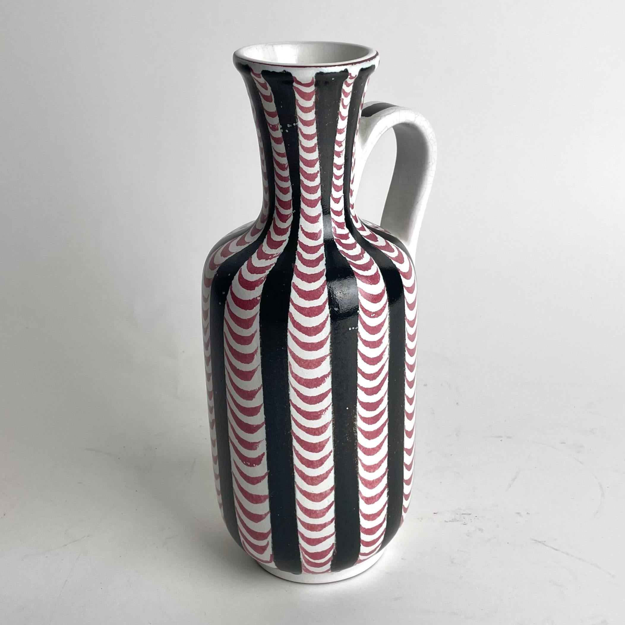 Svedese Un bellissimo vaso in maiolica di Stig Lindberg, Gustavsberg, Svezia degli anni '50 in vendita