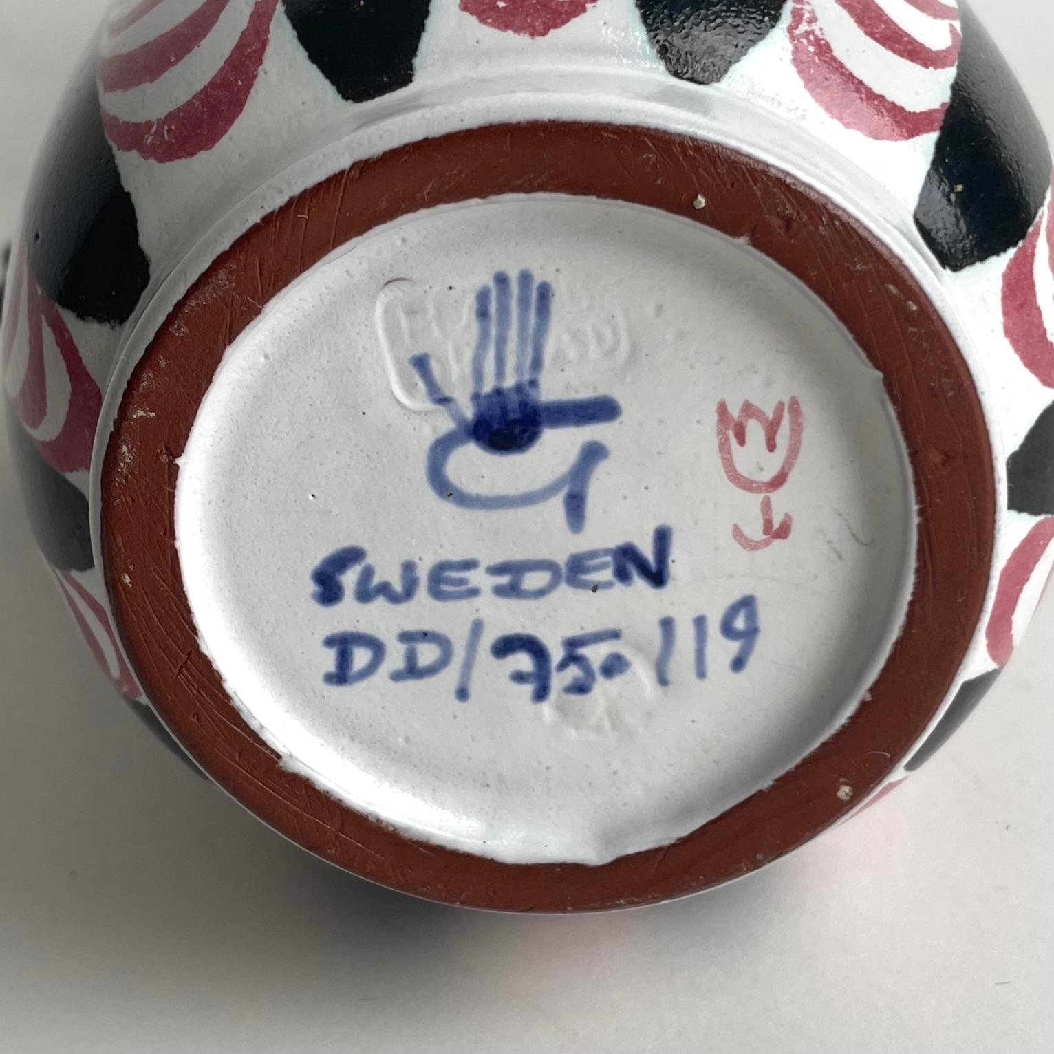 Metà XX secolo Un bellissimo vaso in maiolica di Stig Lindberg, Gustavsberg, Svezia degli anni '50 in vendita