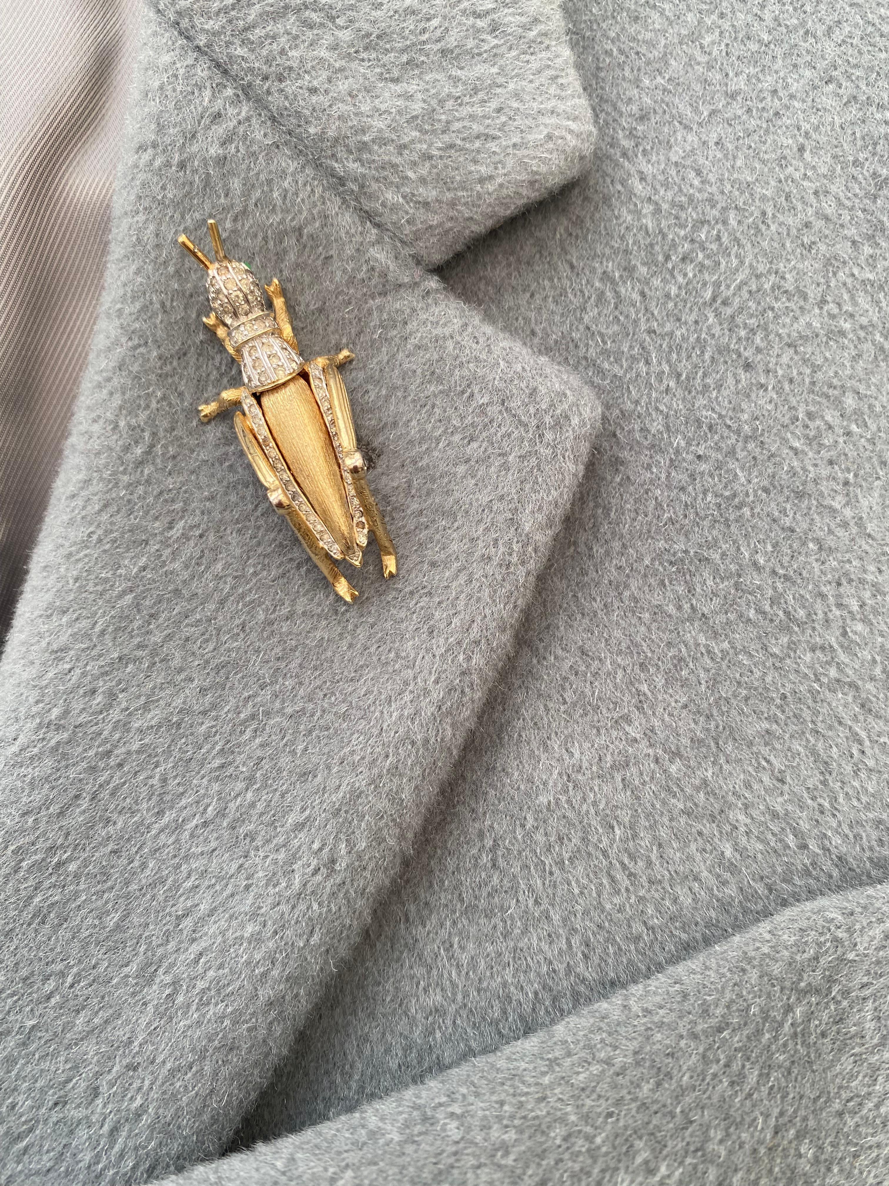 A beautiful gilt and clear paste 'grasshopper' brooch, Nettie Rosenstein, 1960s. For Sale 4