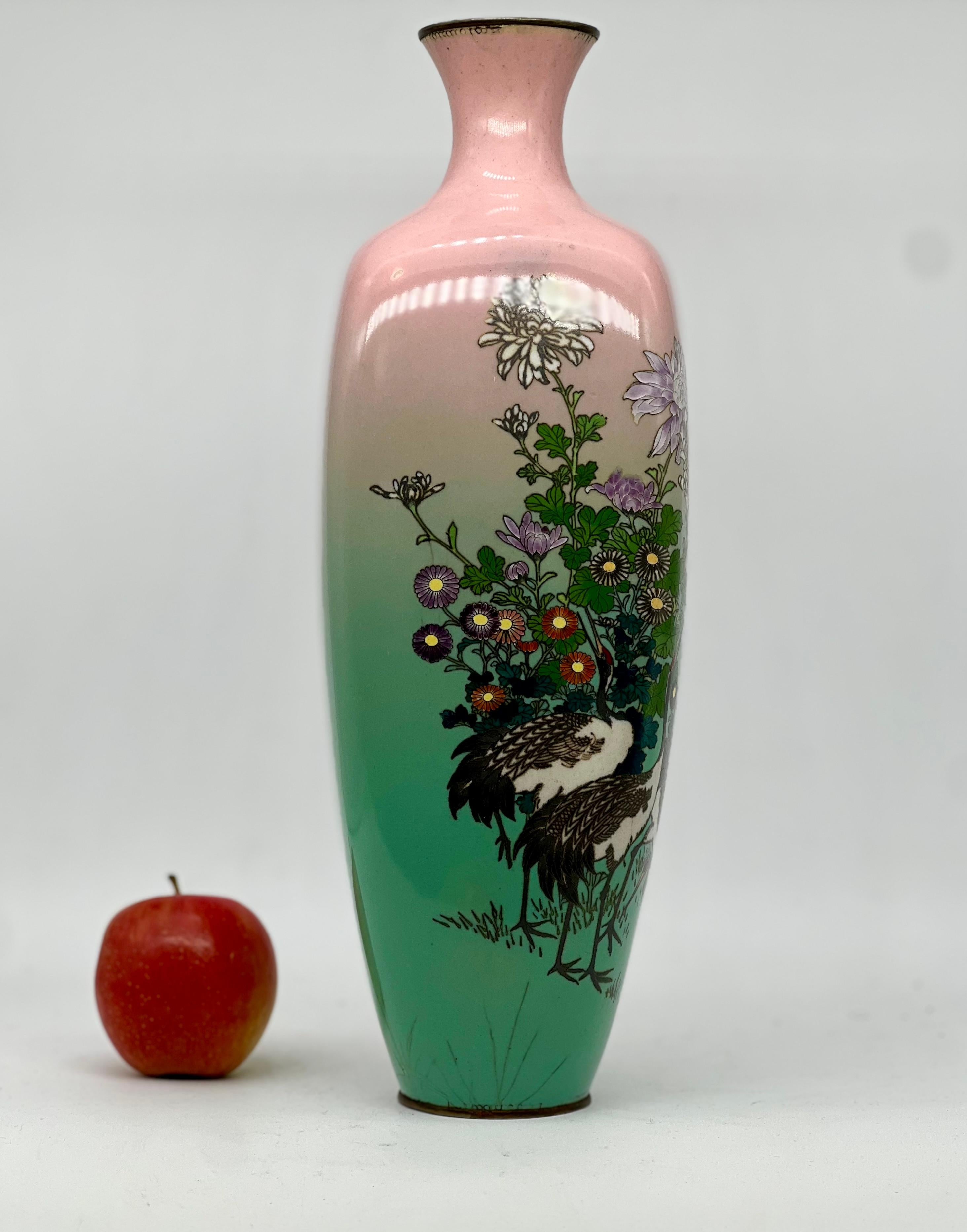 A Beautiful Large Japanese Cloisonne Enamel Vase. Signed .Meiji Period  3