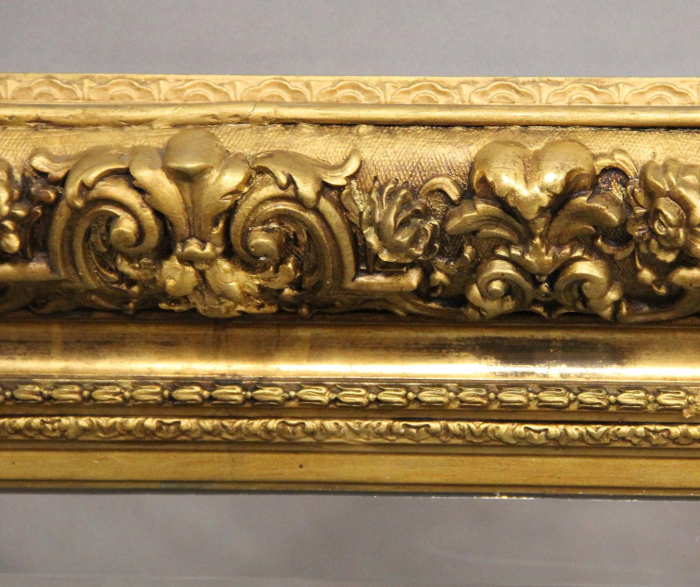 Belle Époque Bellissimo specchio in legno dorato e gesso intagliato della fine del XIX secolo in vendita