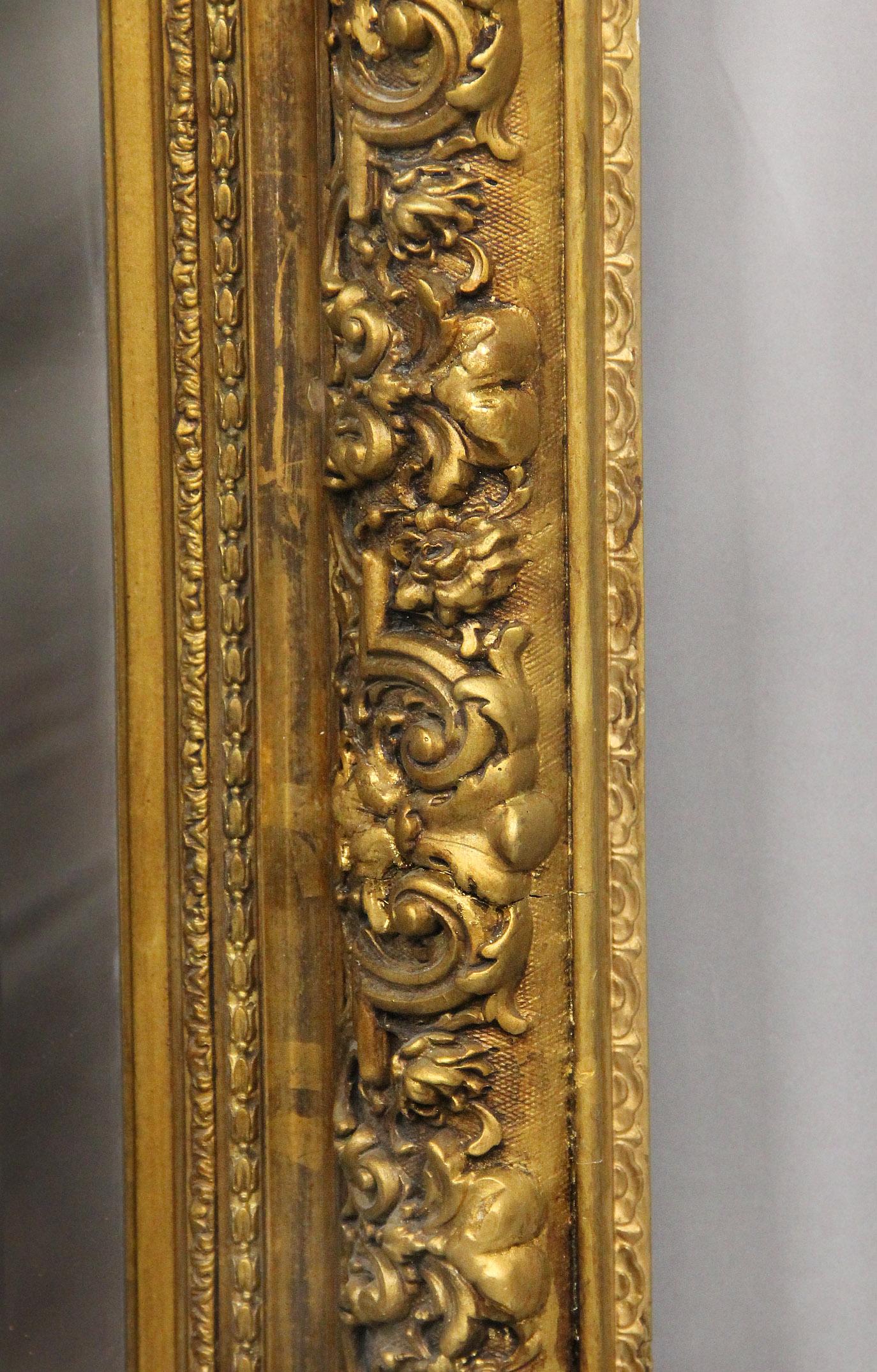 Dorato Bellissimo specchio in legno dorato e gesso intagliato della fine del XIX secolo in vendita