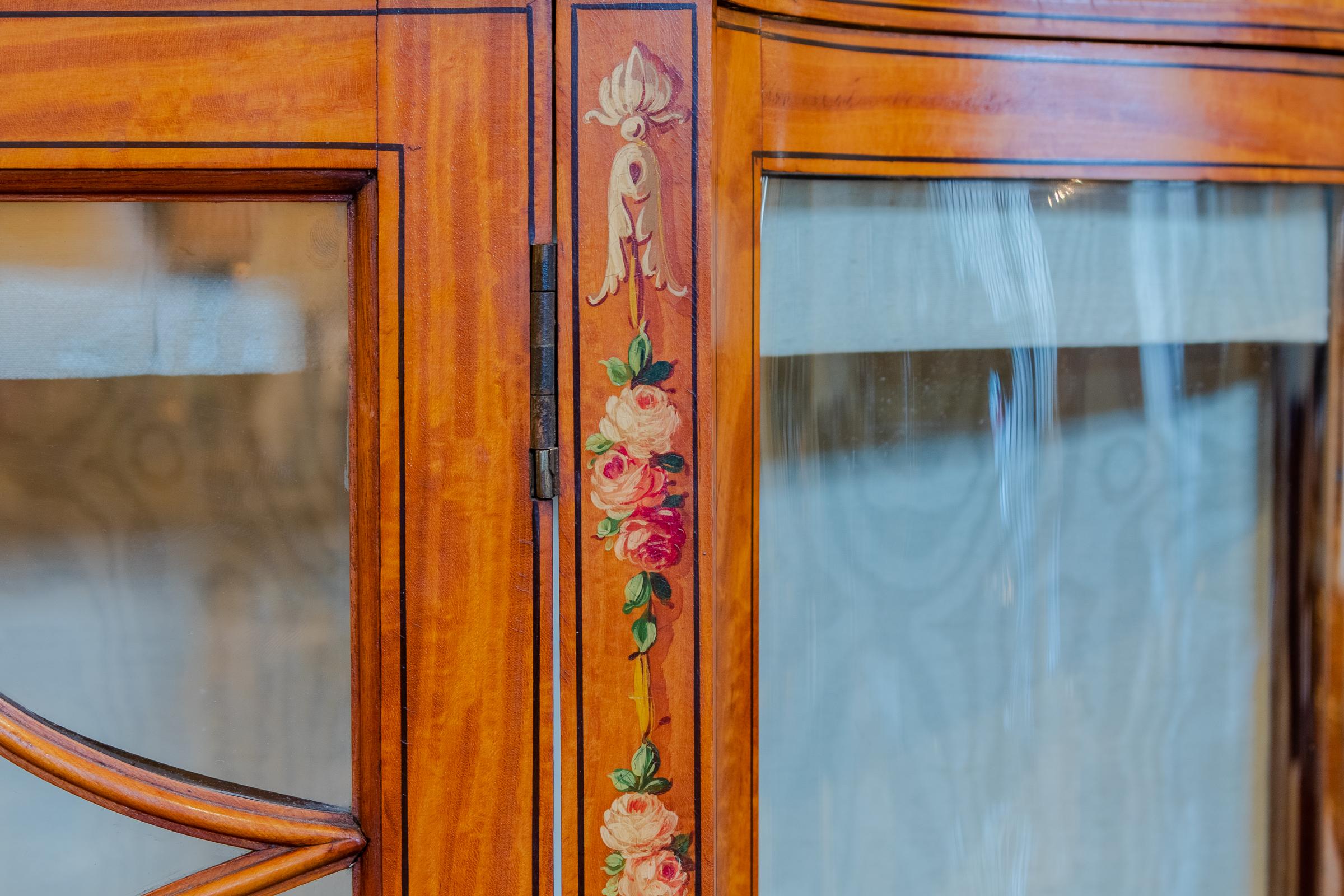 Beautiful Late 19th Century Edwardian Satinwood Painted Vitrine 2