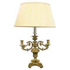 Magnifique lampe en bronze doré de style Empire de la fin du XIXe siècle