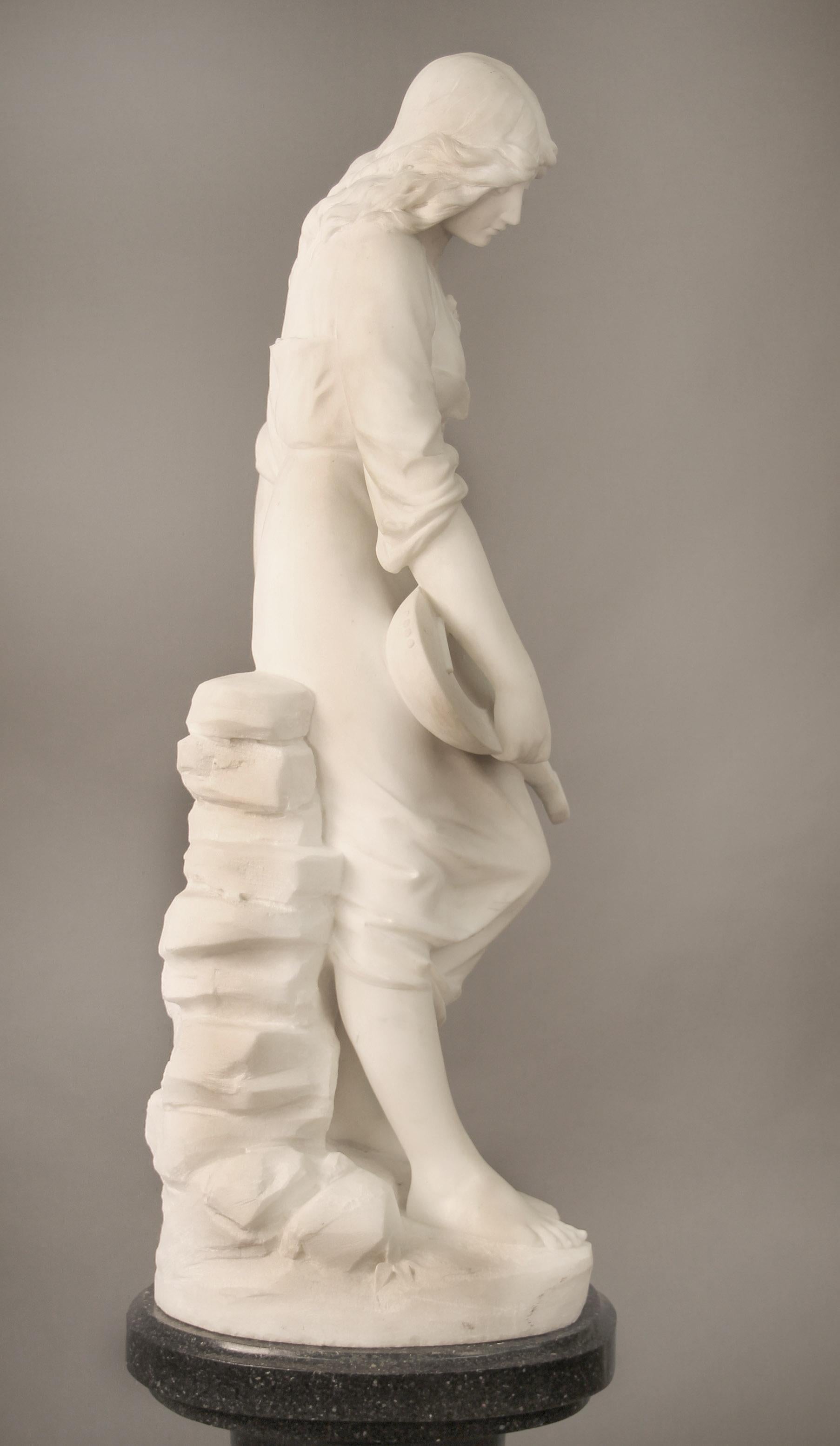 Beautiful Late 19th Century French Carrara Marble of a Woman, Paul Fournier In Good Condition For Sale In New York, NY