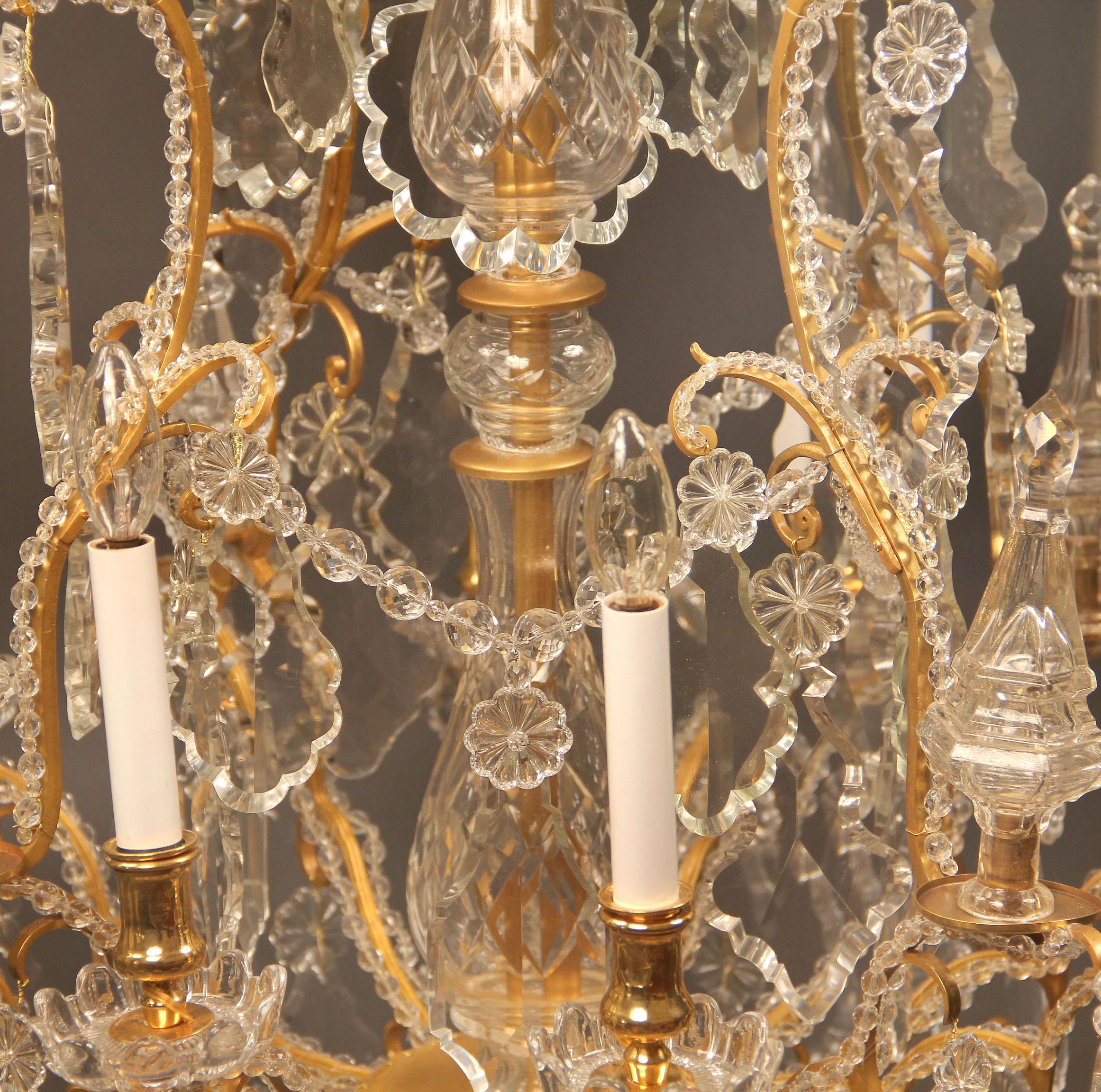 French Beautiful Late 19th Century Gilt Bronze and Crystal Eight-Light Chandelier