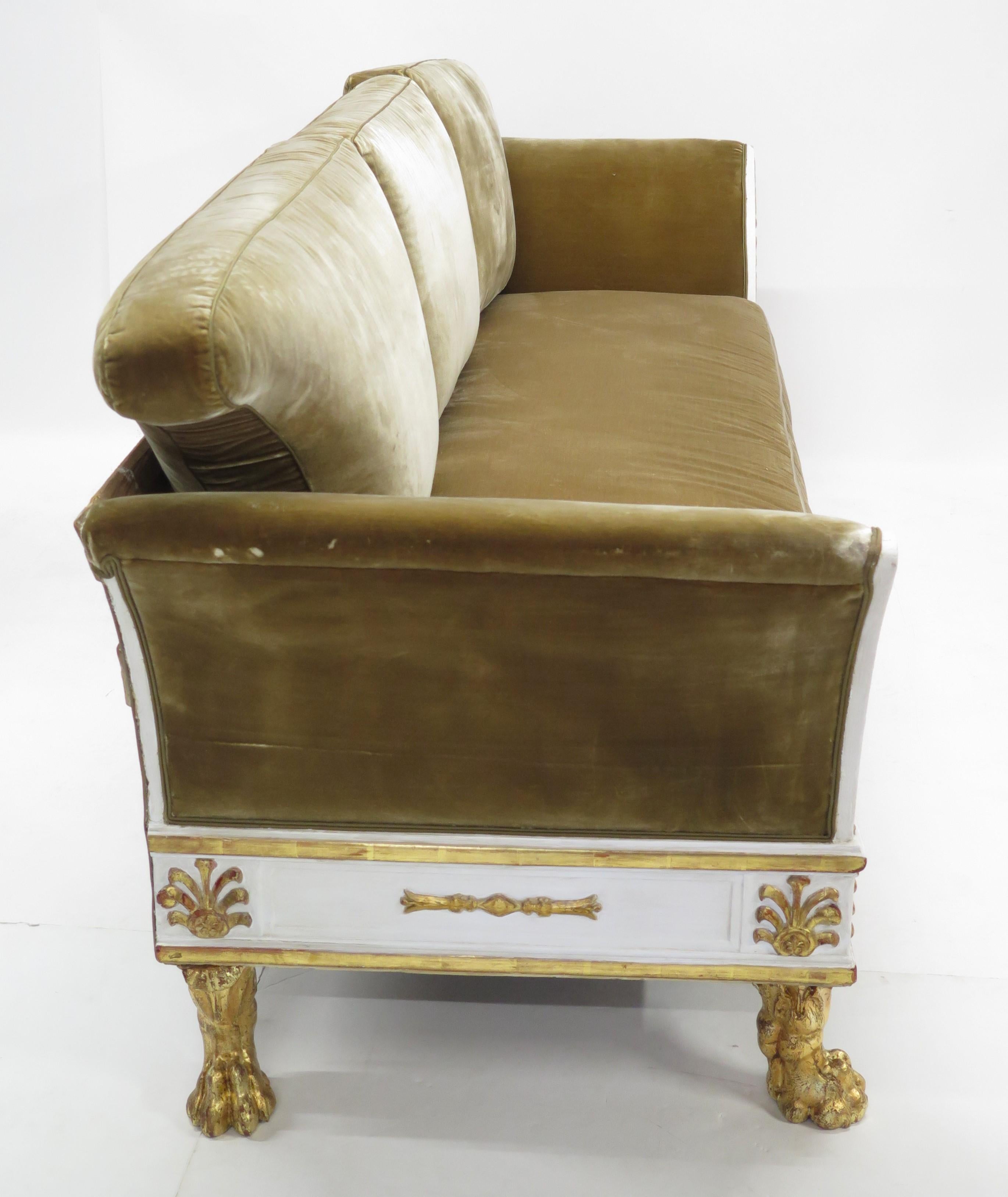 Schöne spät englische Regency-Farbe und vergoldetes, teilweise vergoldetes Settee (Englisch) im Angebot