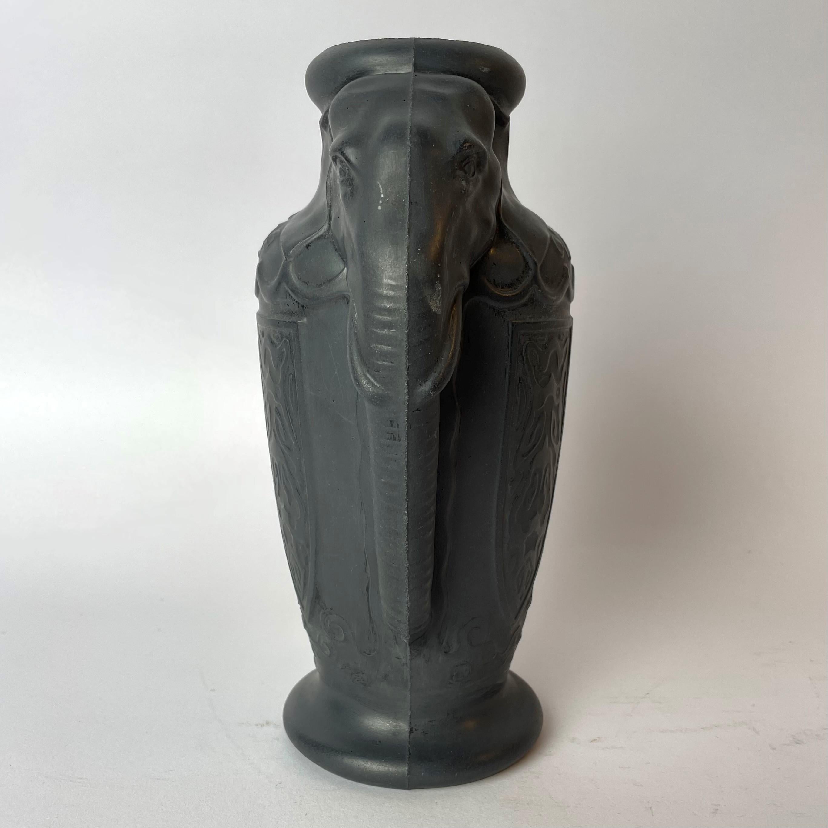 Beautiful Lavanite Vase Decorated with Elephants, Art Nouveau, circa 1910 In Good Condition For Sale In Knivsta, SE