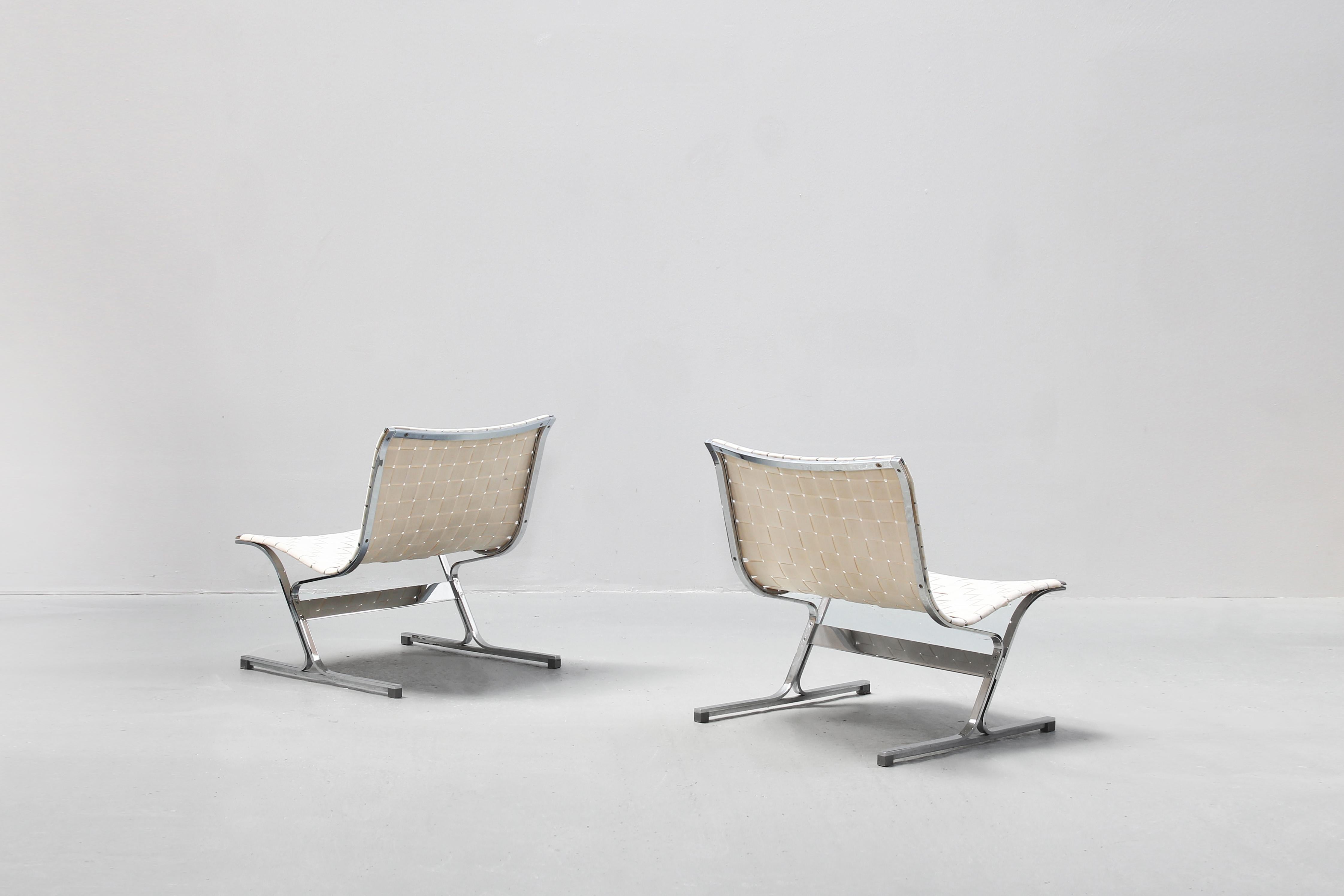 Magnifique paire de chaises longues italiennes par Ross Littell pour ICF, Italie Bon état - En vente à Berlin, DE