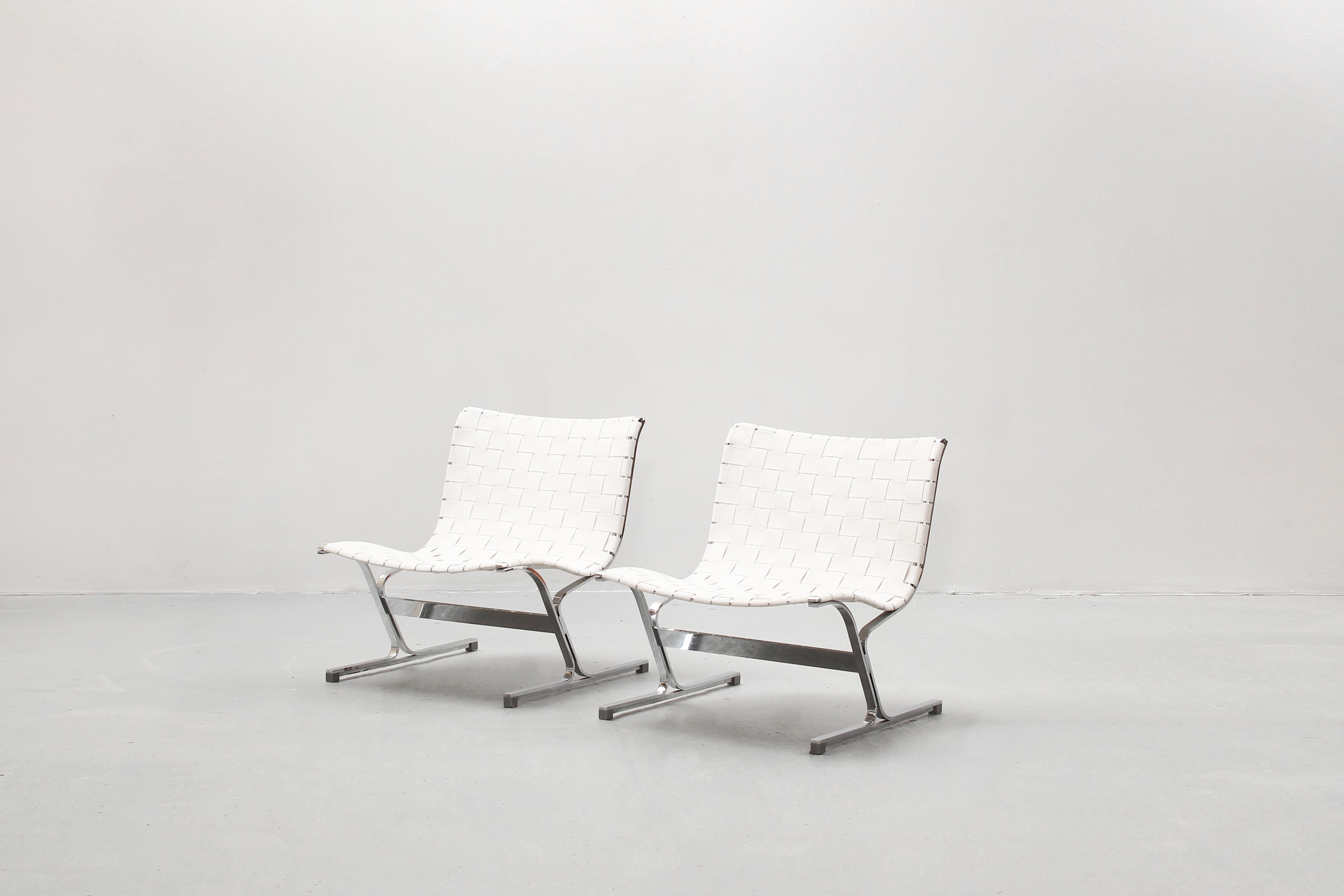 Beautiful Pair of Italian Lounge Chairs by Ross Littell for ICF, Italy In Good Condition For Sale In Berlin, DE