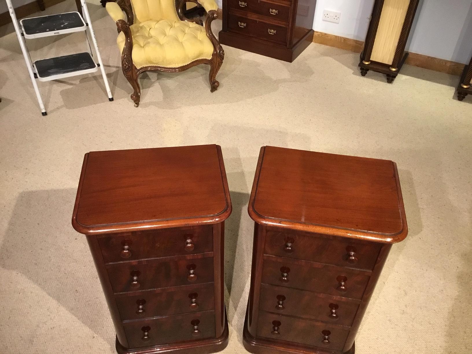 Late 19th Century Beautiful Pair of Mahogany Victorian Period Bedside Chests
