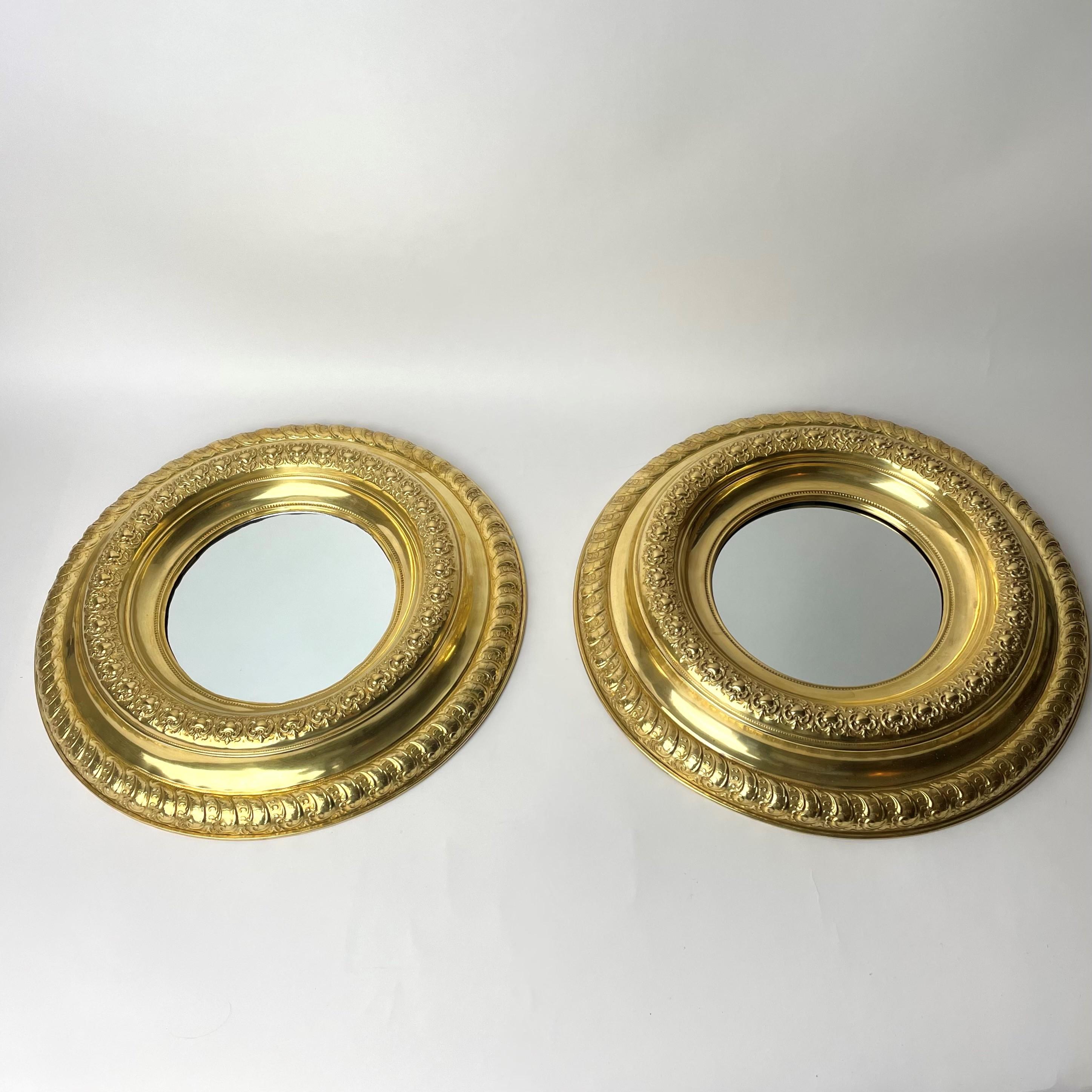 European Beautiful Pair of Wall Mirrors in Brass from Late 19th Century For Sale